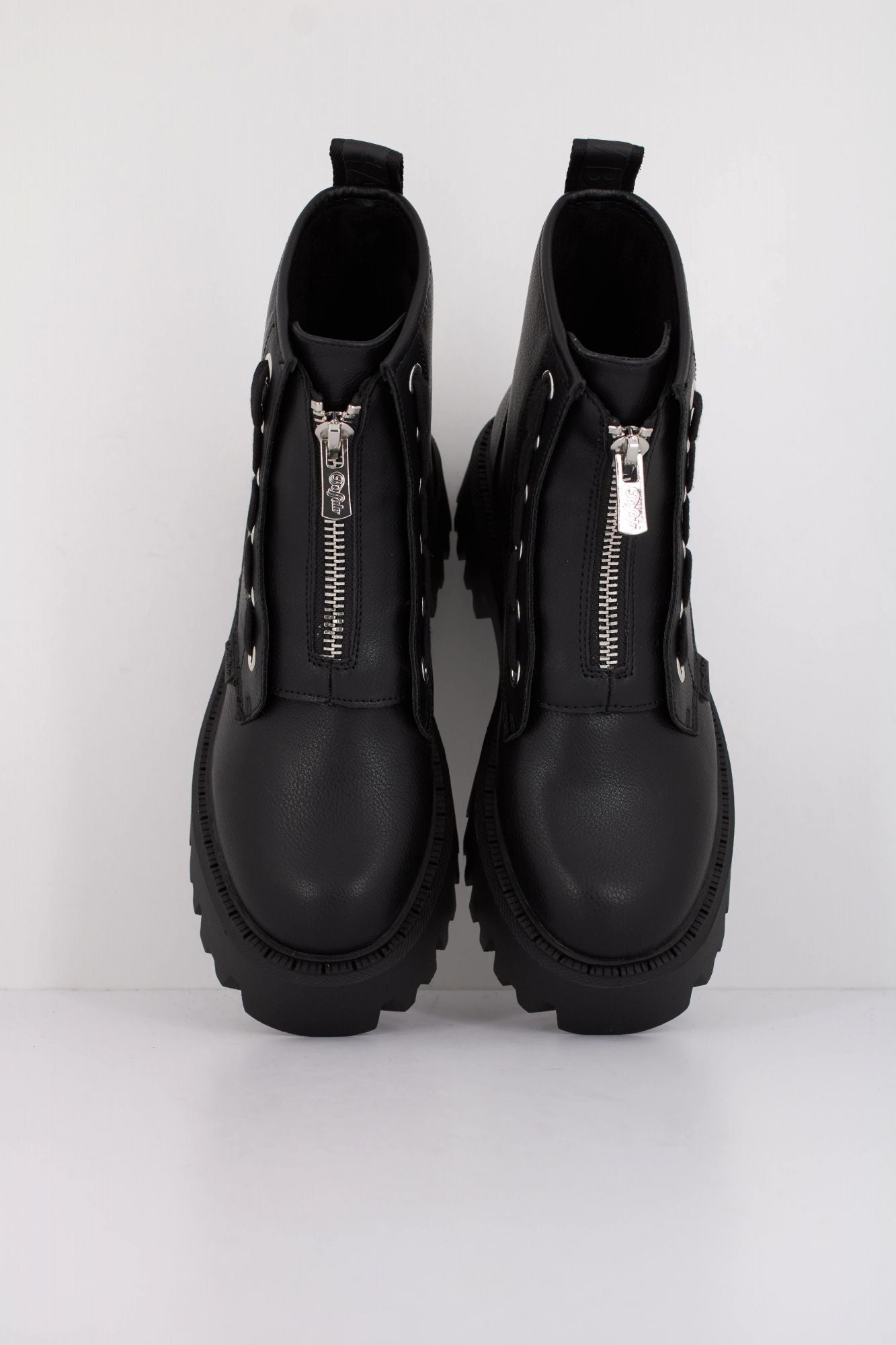 BUFFALO  ASPEN FRONT ZIP  en color NEGRO (5)