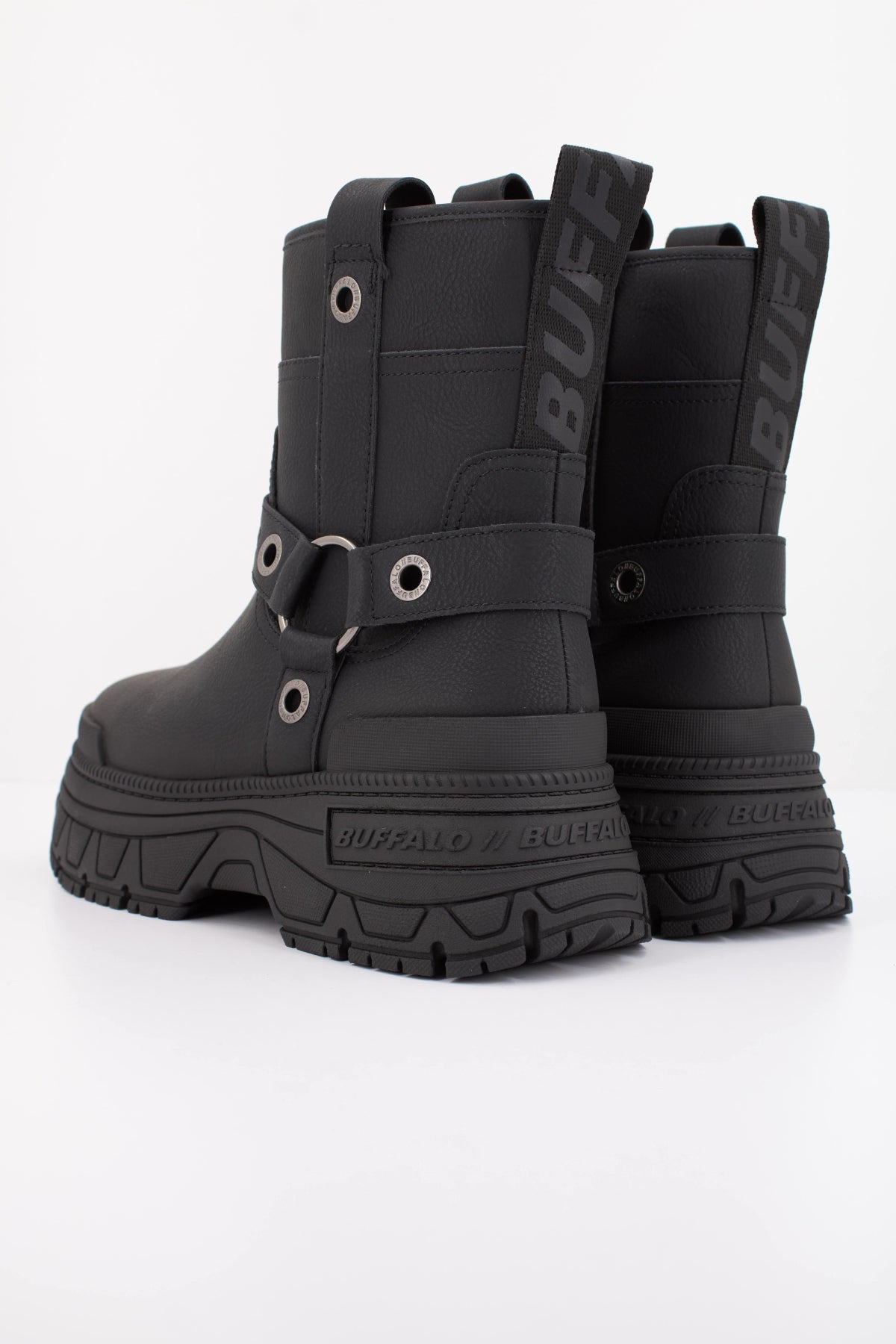 BUFFALO FUSION BIKER MID  en color NEGRO (4)
