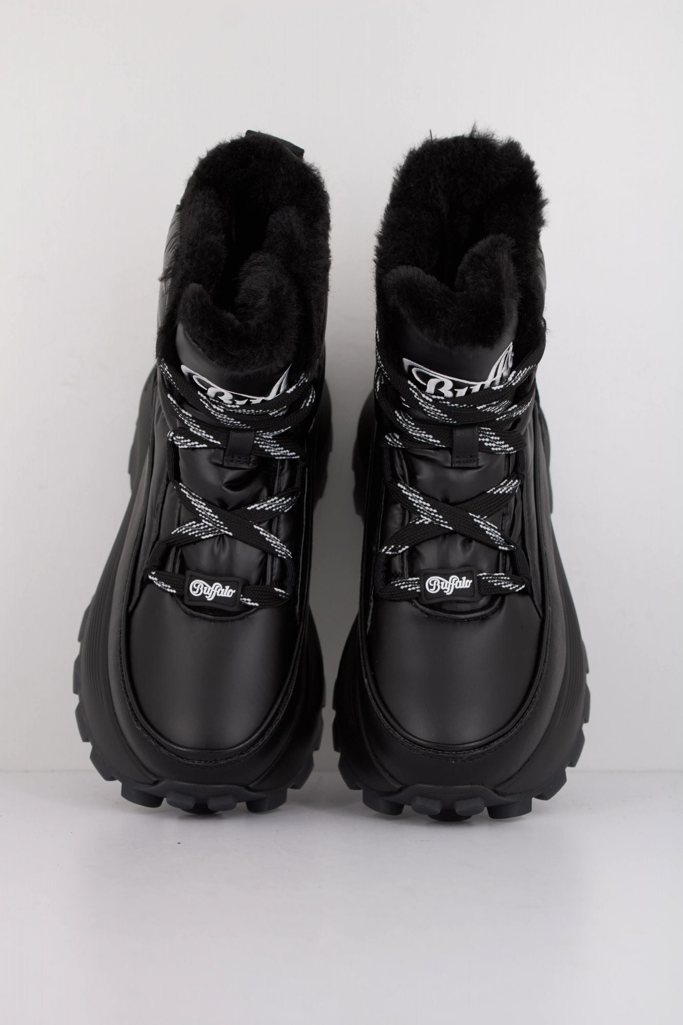 BUFFALO MANHATTEN LACE UP PUF en color NEGRO (5)
