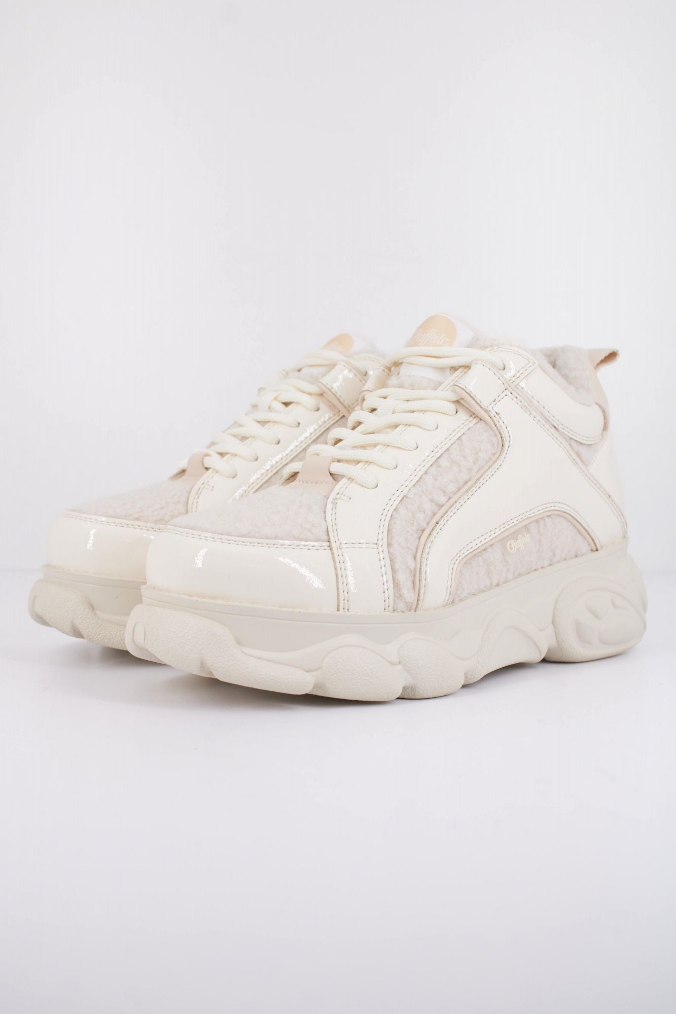 BUFFALO CLD CORIN WARM V en color BEIS (2)