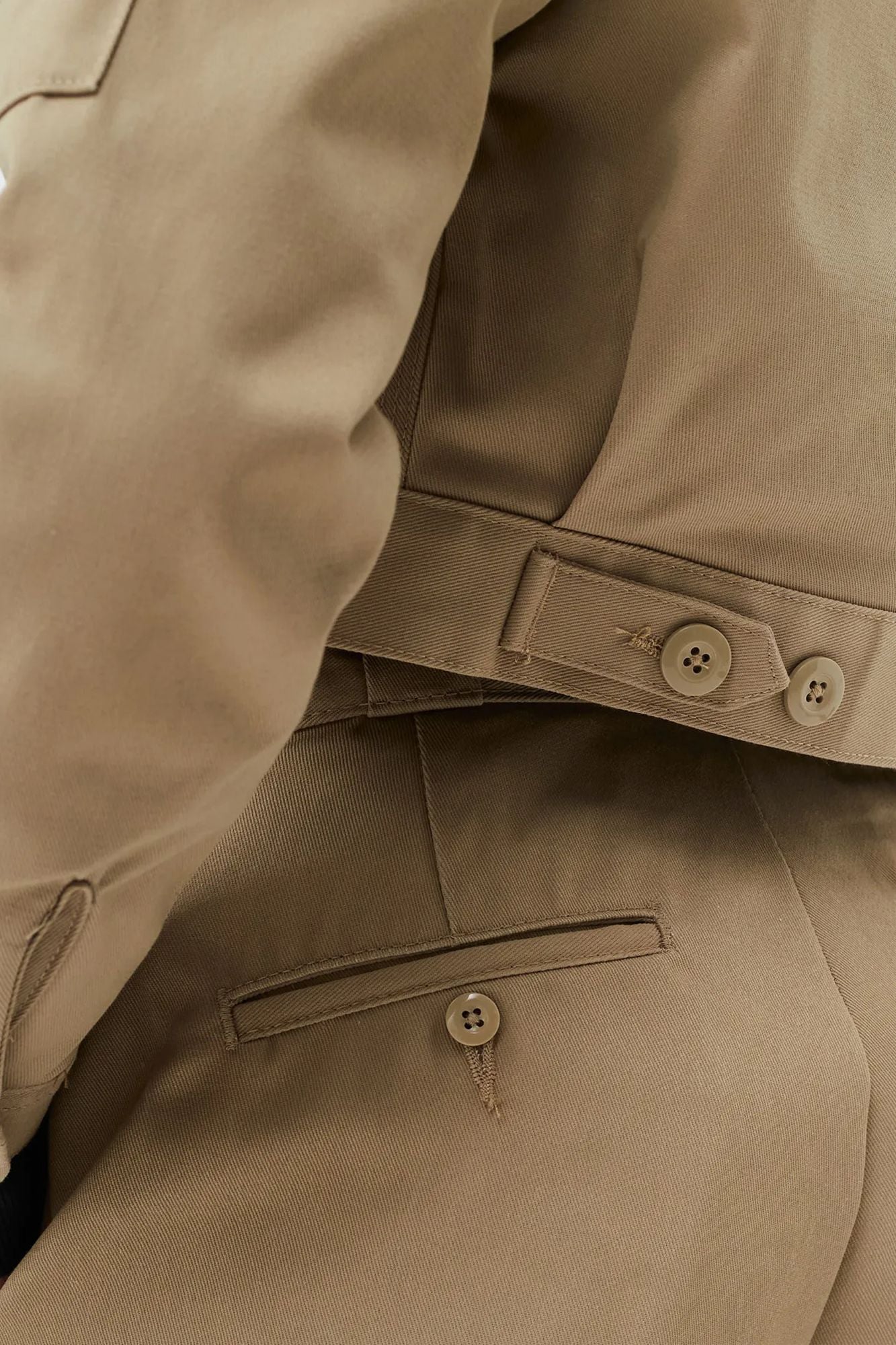 DICKIES  W UNLINED CROPPED EISE en color VERDE (4)
