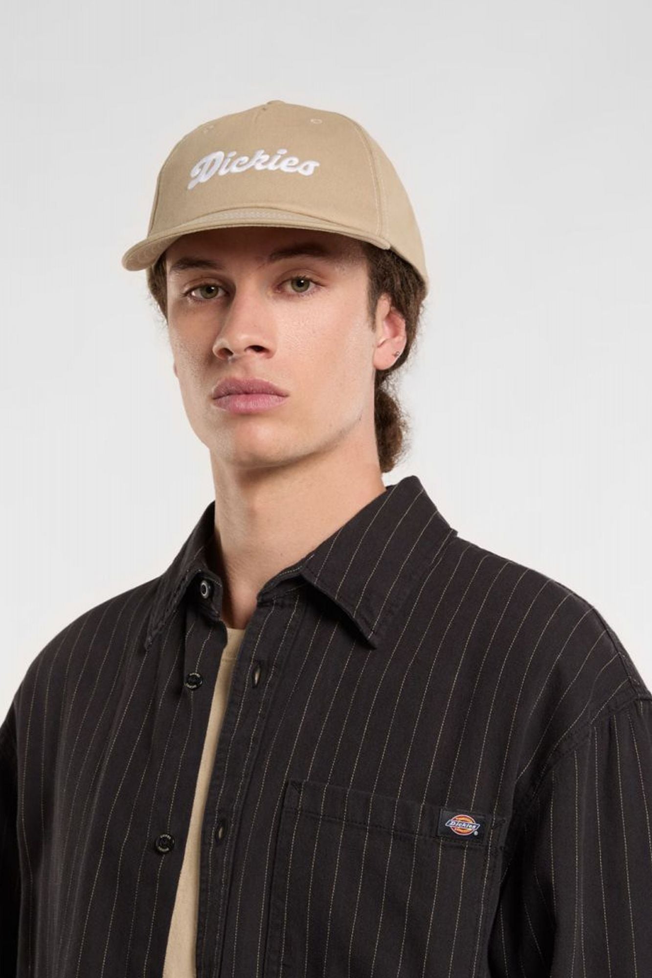DICKIES  RIVERBEND CAP DESERT en color MARRON CLARO (4)