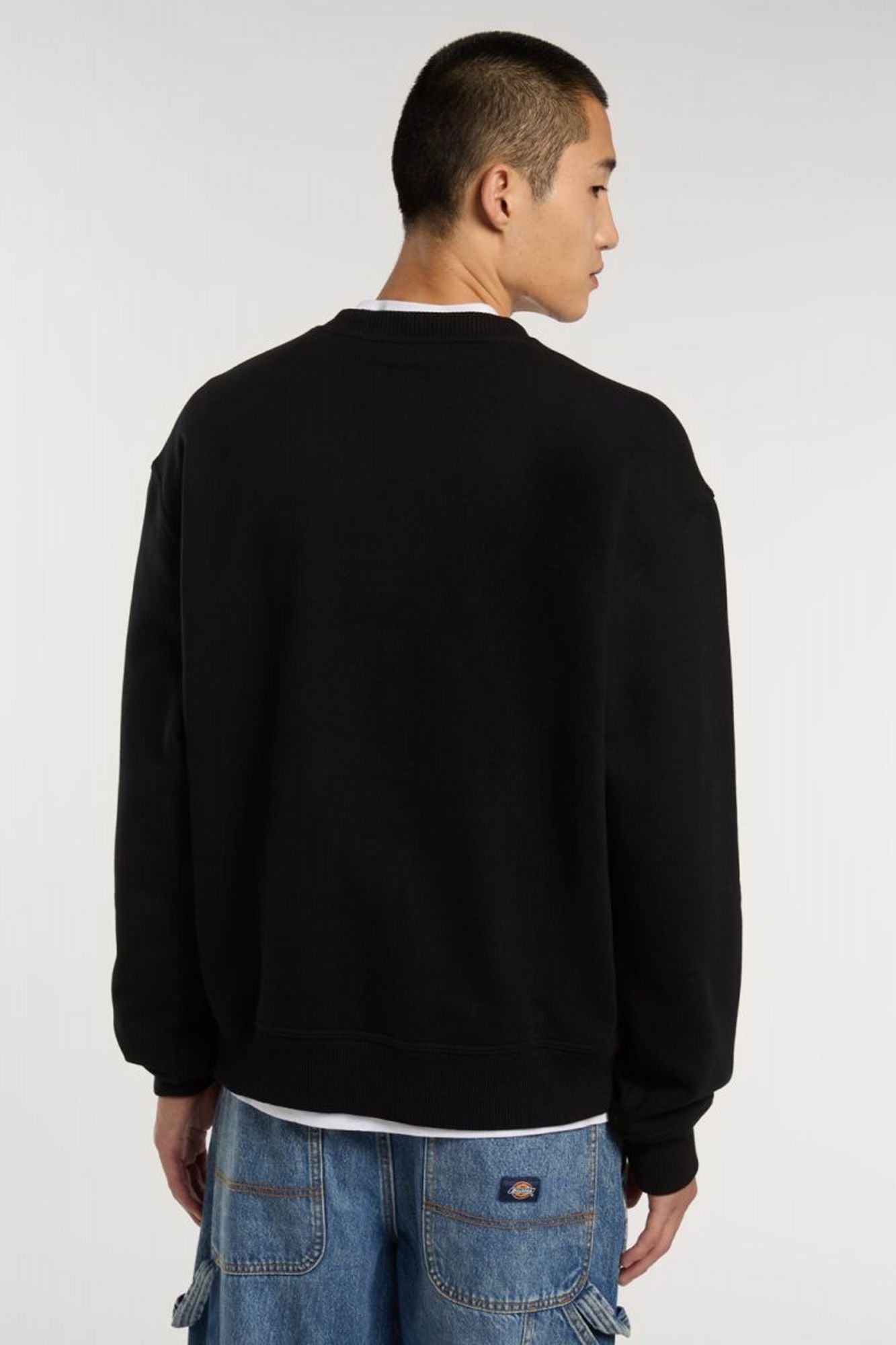 DICKIES OAKPORT CREWNECK SWEATSHIRT en color NEGRO (3)