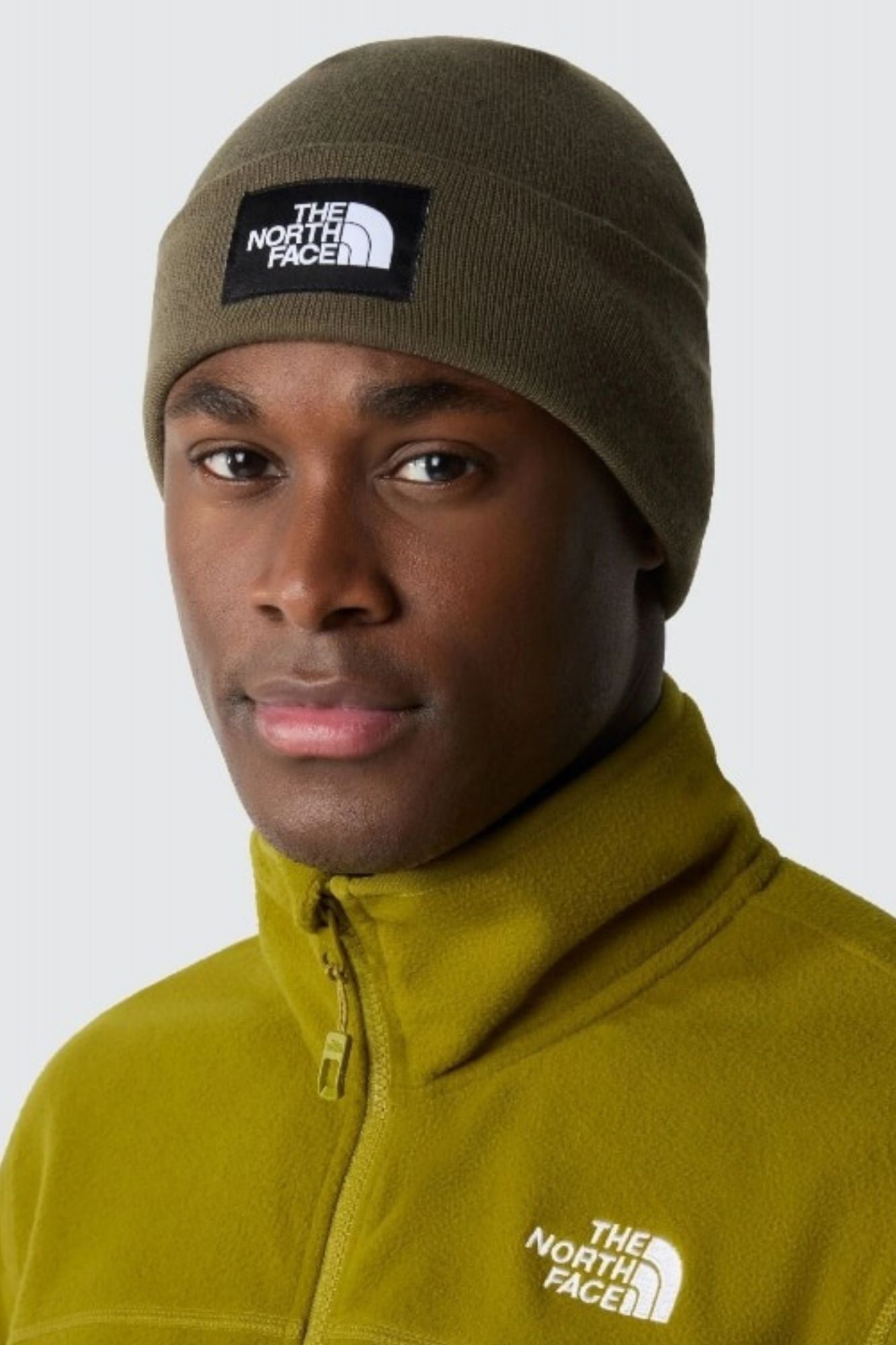 THE NORTH FACE  DOCKWKR RCYLD BEANIE  en color VERDE (4)