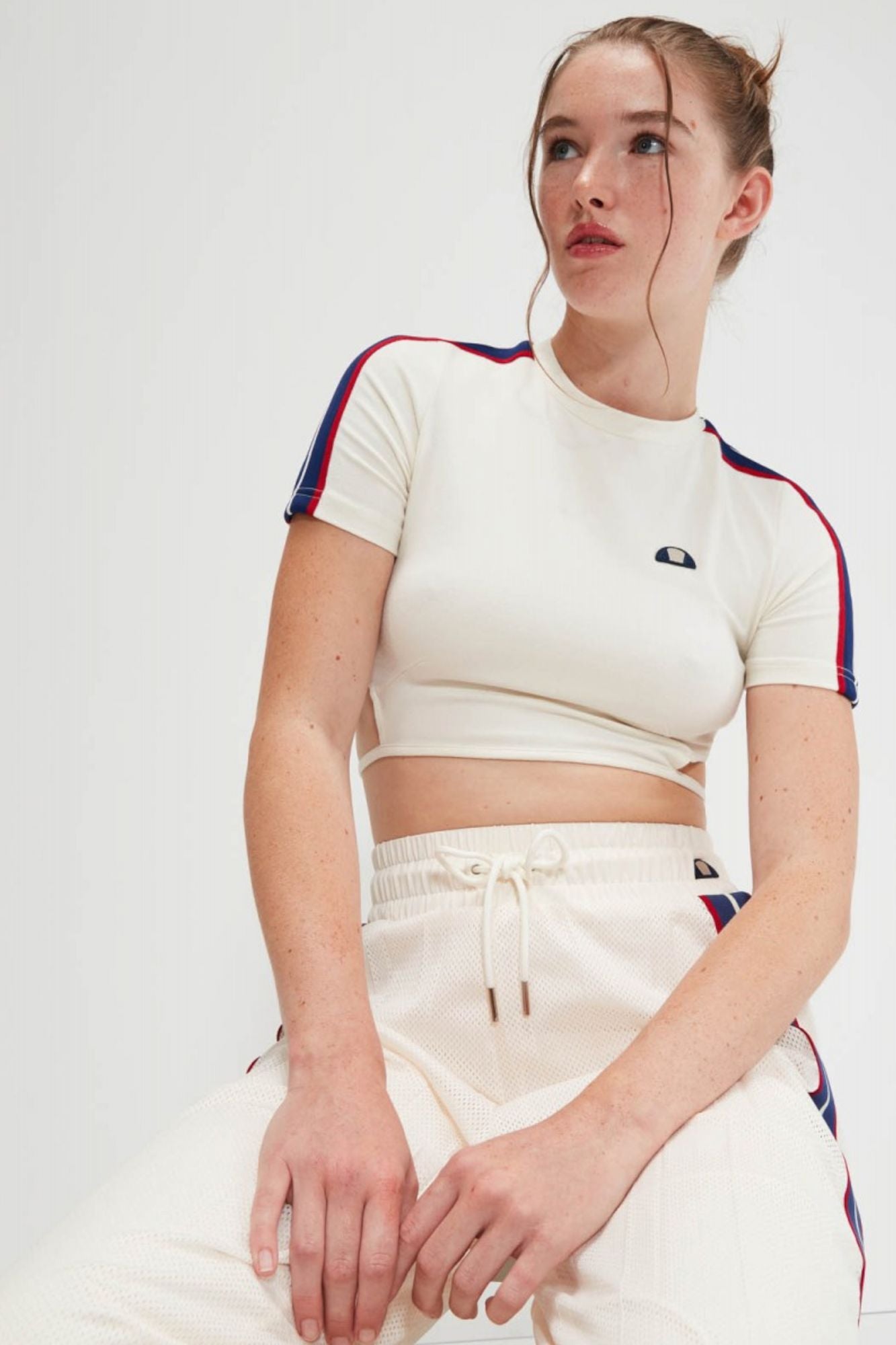 ELLESSE  MALDONADO CROP T SHIRT en color BLANCO (4)
