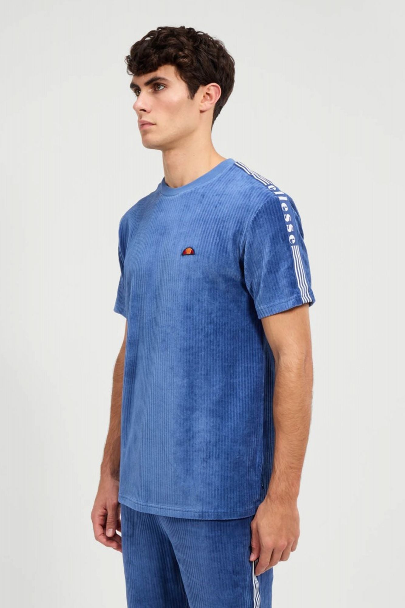 ELLESSE  MADORI TEE en color AZUL (2)