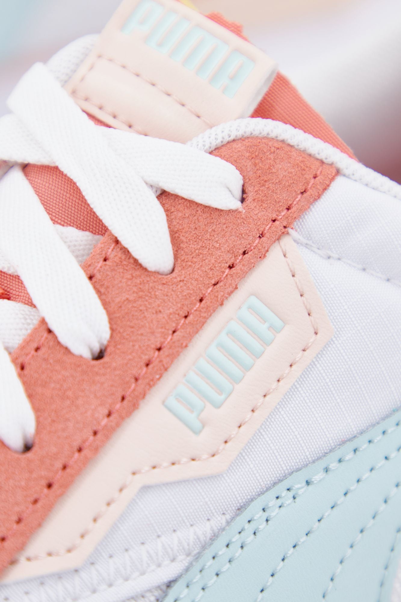 PUMA FUTURE RIDER SOFT  en color ROSA (4)
