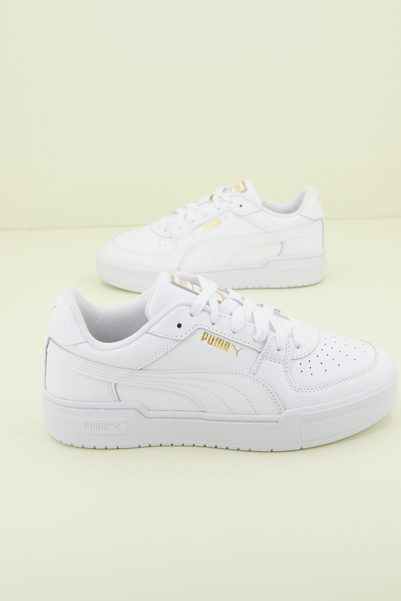 PUMA  PRO CLASSIC en color BLANCO (1)