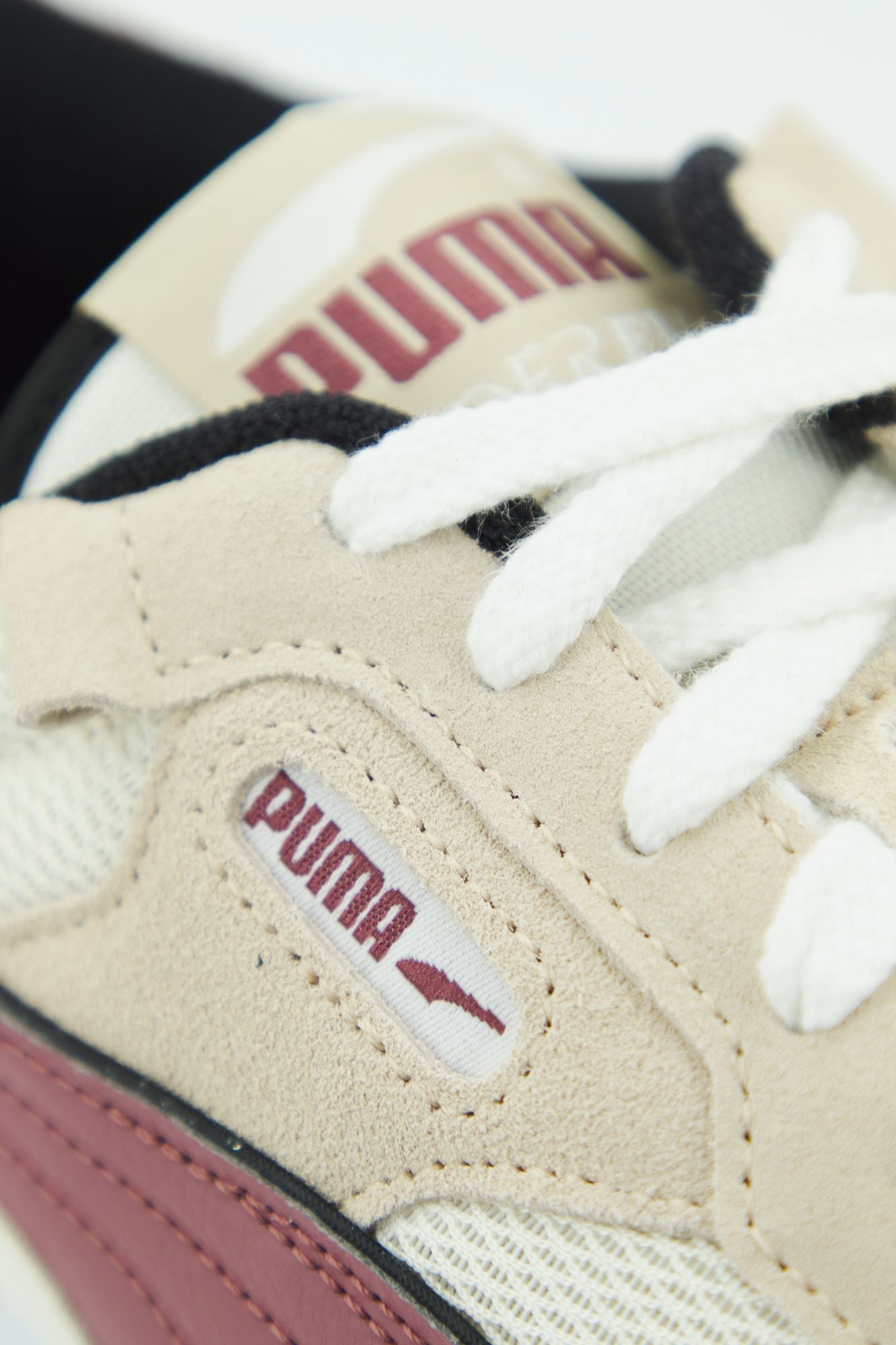 PUMA  RIDER FV RETRO REWIN en color MARRON CLARO (4)