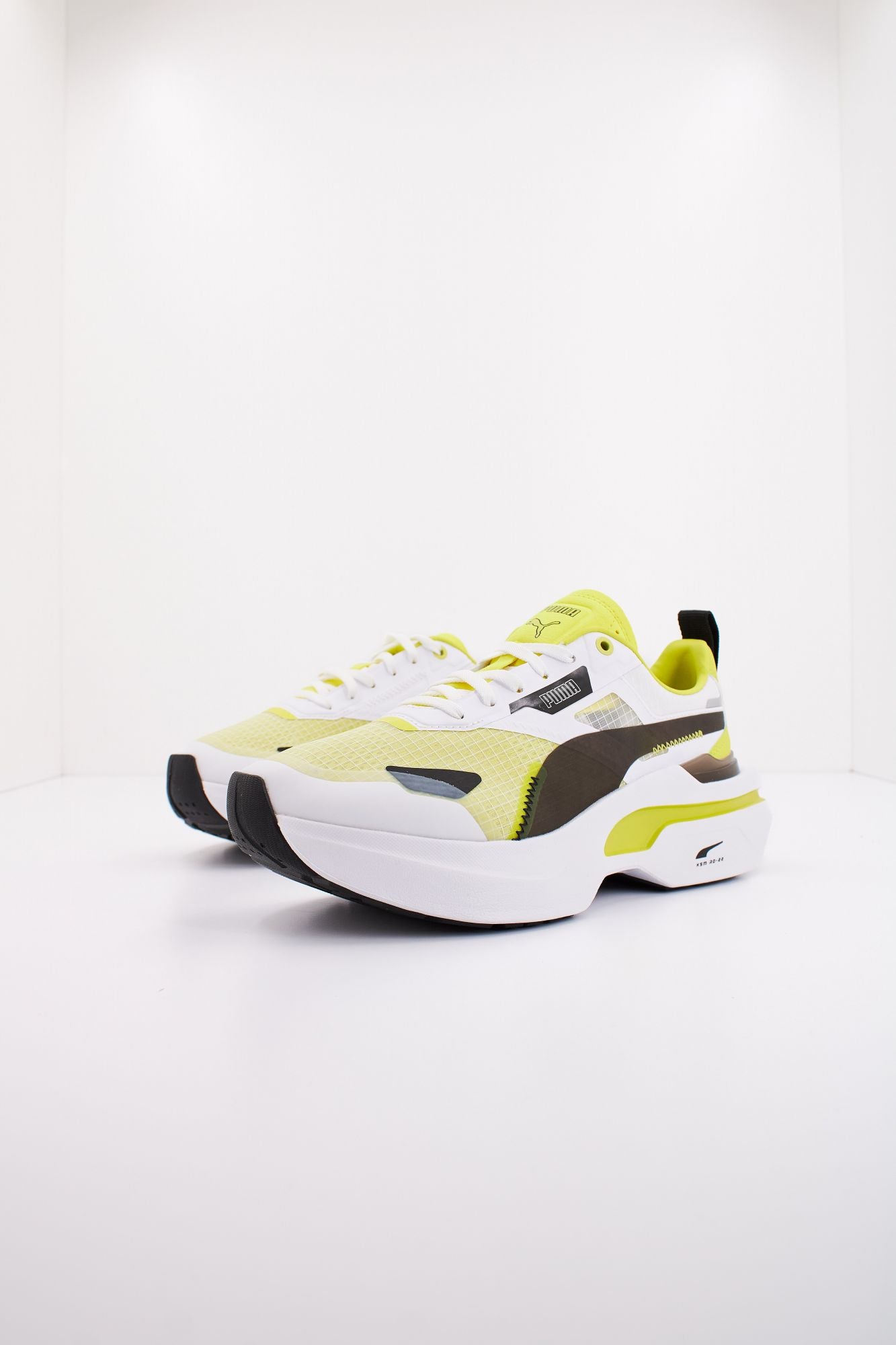 PUMA KOSMO RIDER WNS en color BLANCO (2)