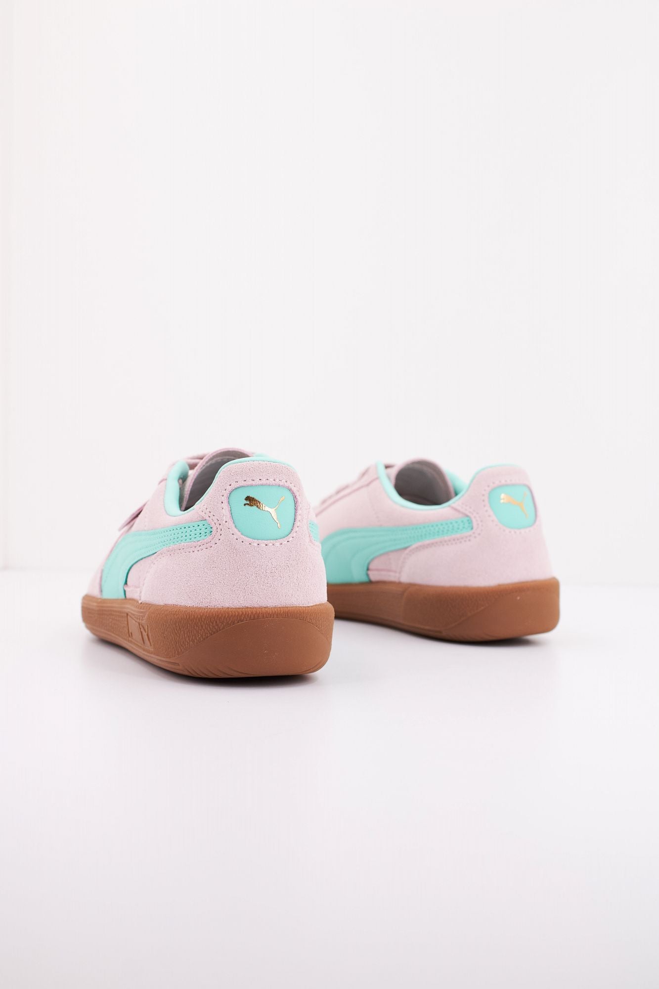 PUMA PALERMO en color ROSA (4)