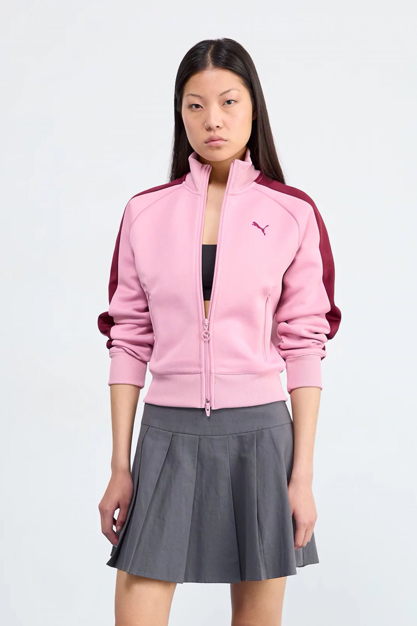 PUMA  ALWAYS ON SHORT TRACK J  en color ROSA (1)