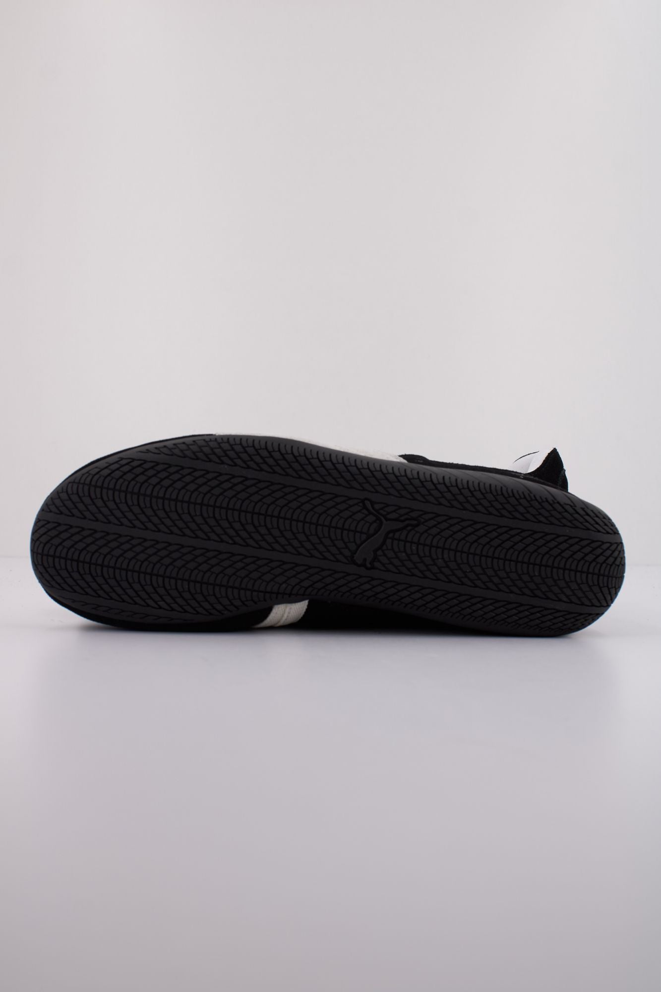 PUMA SPEEDCAT SD WNS en color NEGRO (5)