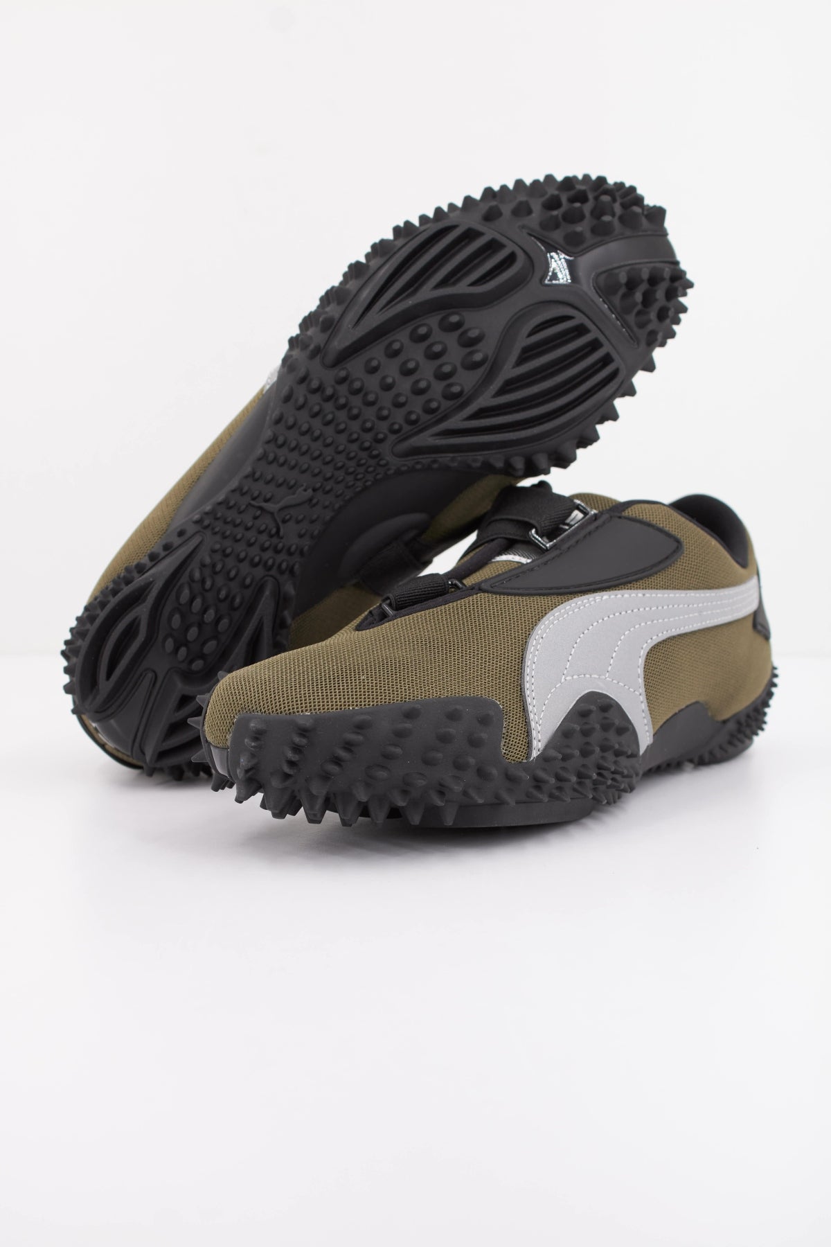PUMA MOSTRO OG en color VERDE (5)