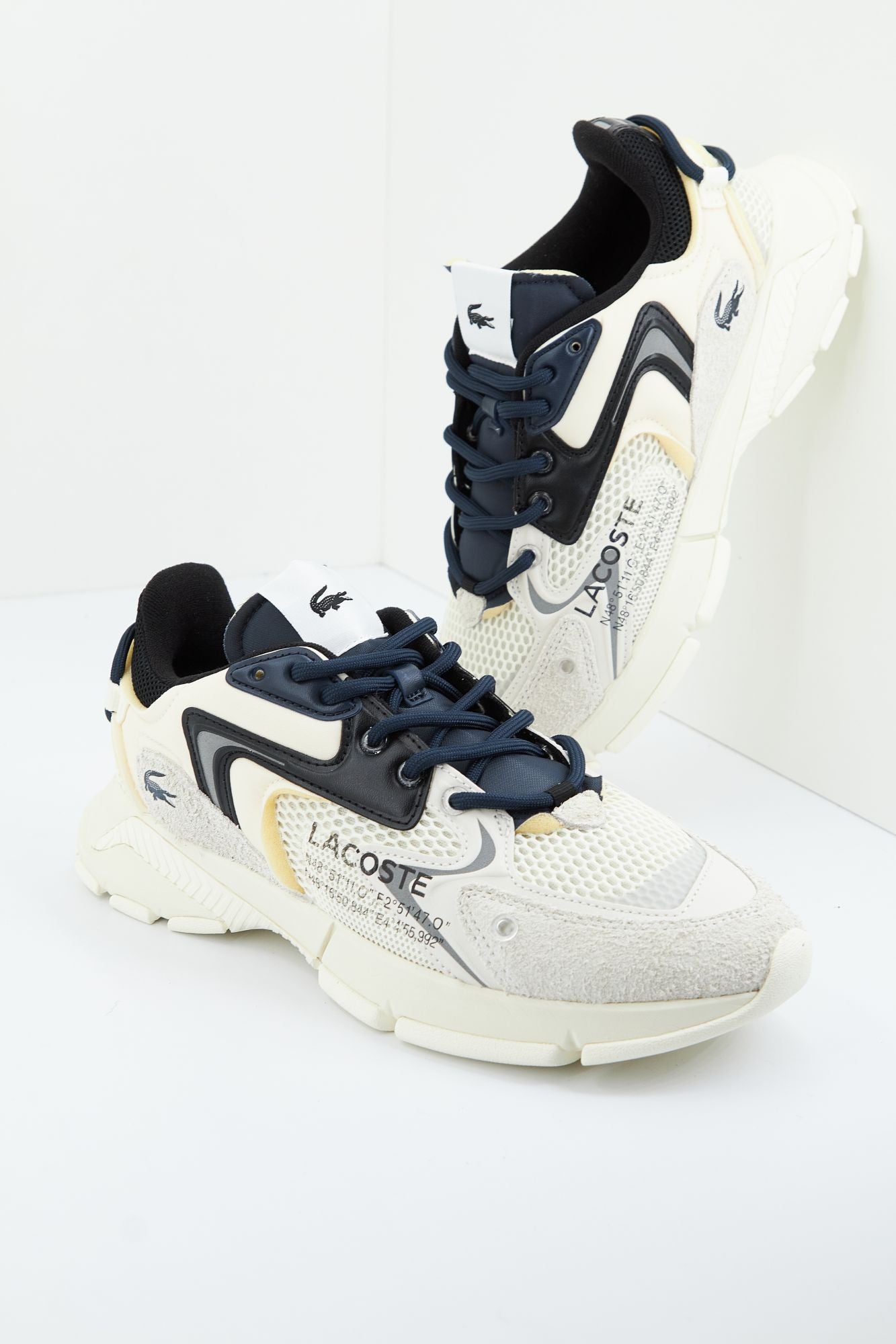 LACOSTE L003 NEO 123 1 SMA en color BLANCO (1)
