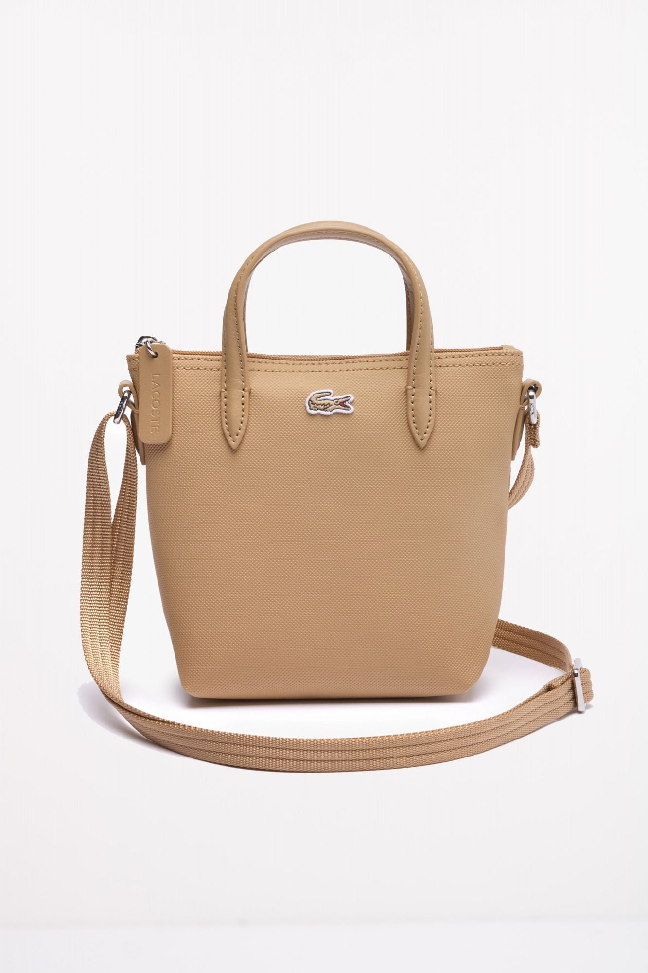 LACOSTE CONCEPT TOTE MIN en color MARRON CLARO (1)