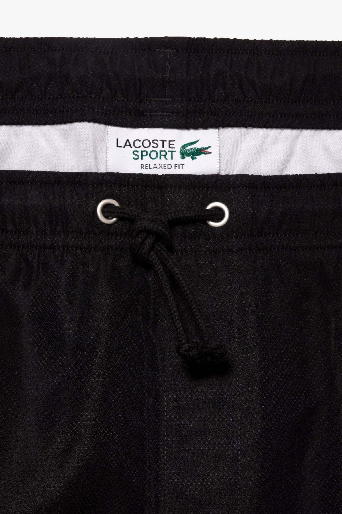 LACOSTE SHORTS en color NEGRO (3)