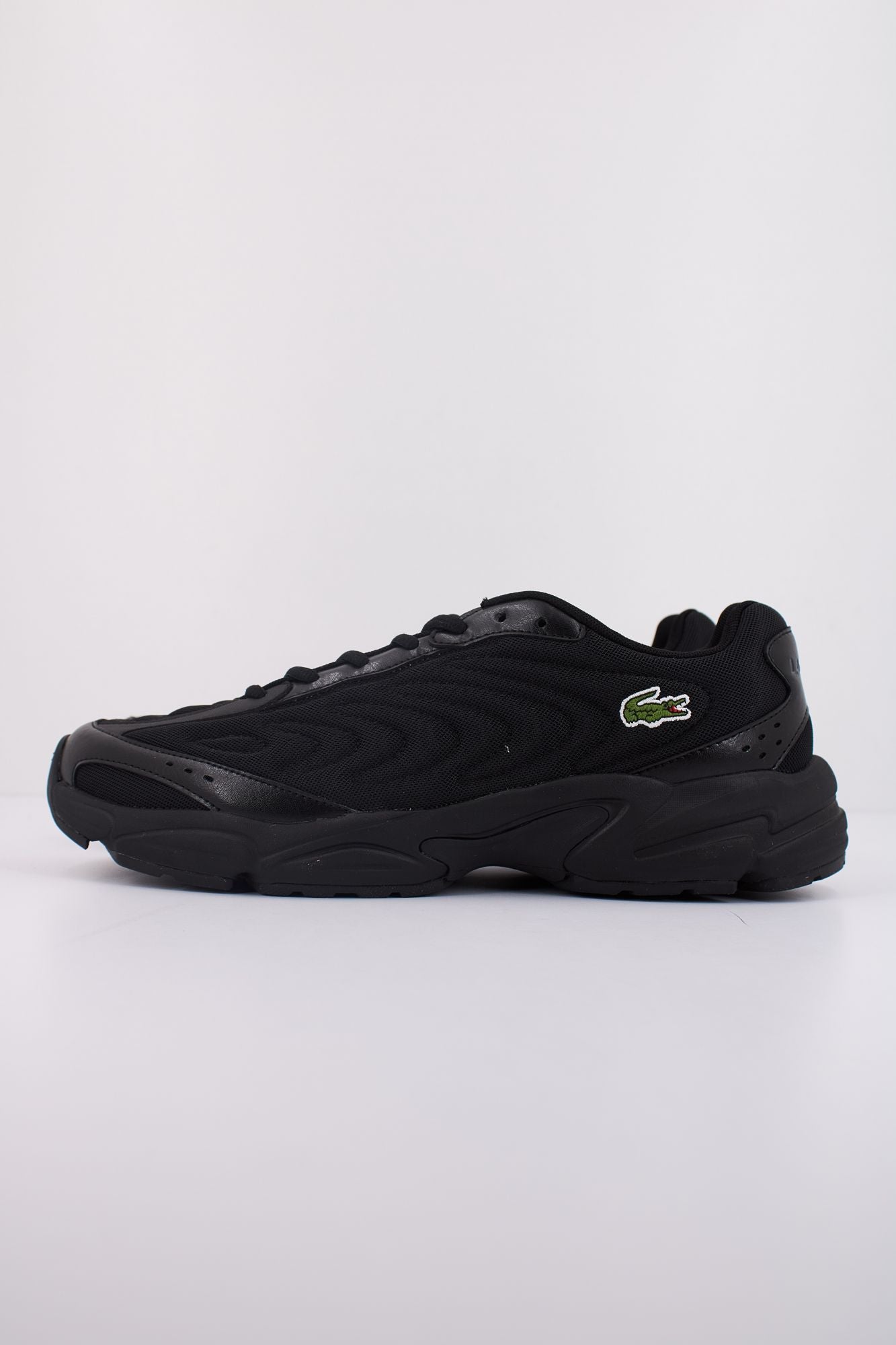 LACOSTE  STORM 96 2K LITE SN en color NEGRO (1)