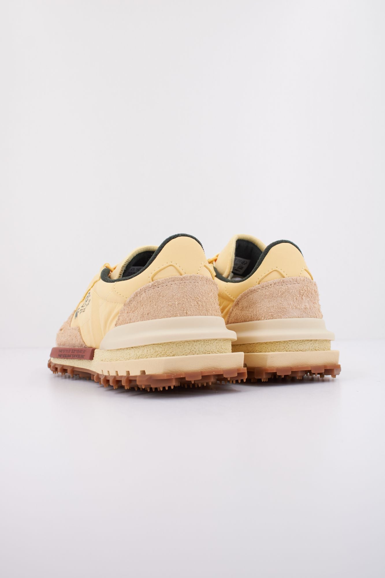 LACOSTE  ELITE ACTIVE  en color AMARILLO (4)