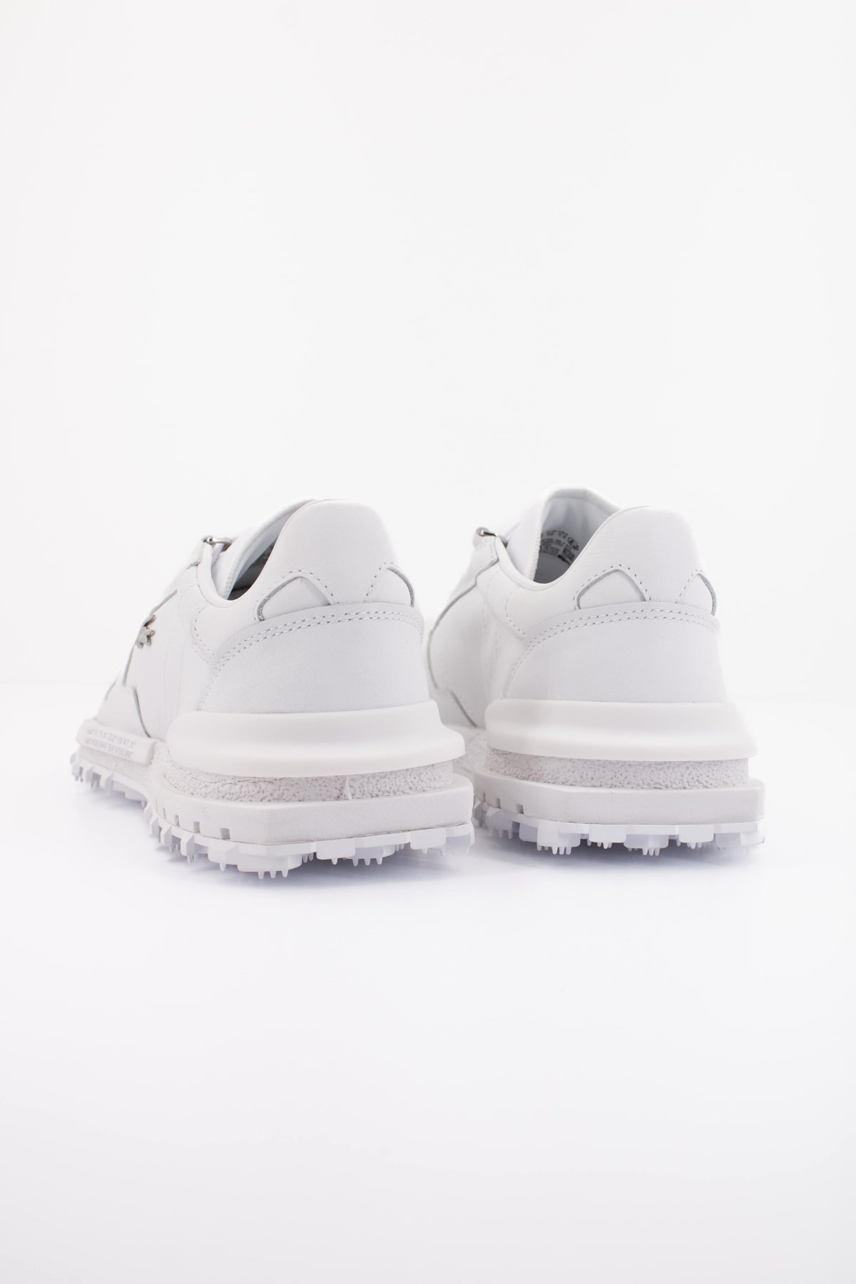 LACOSTE ELITE ACTIVE en color BLANCO (4)