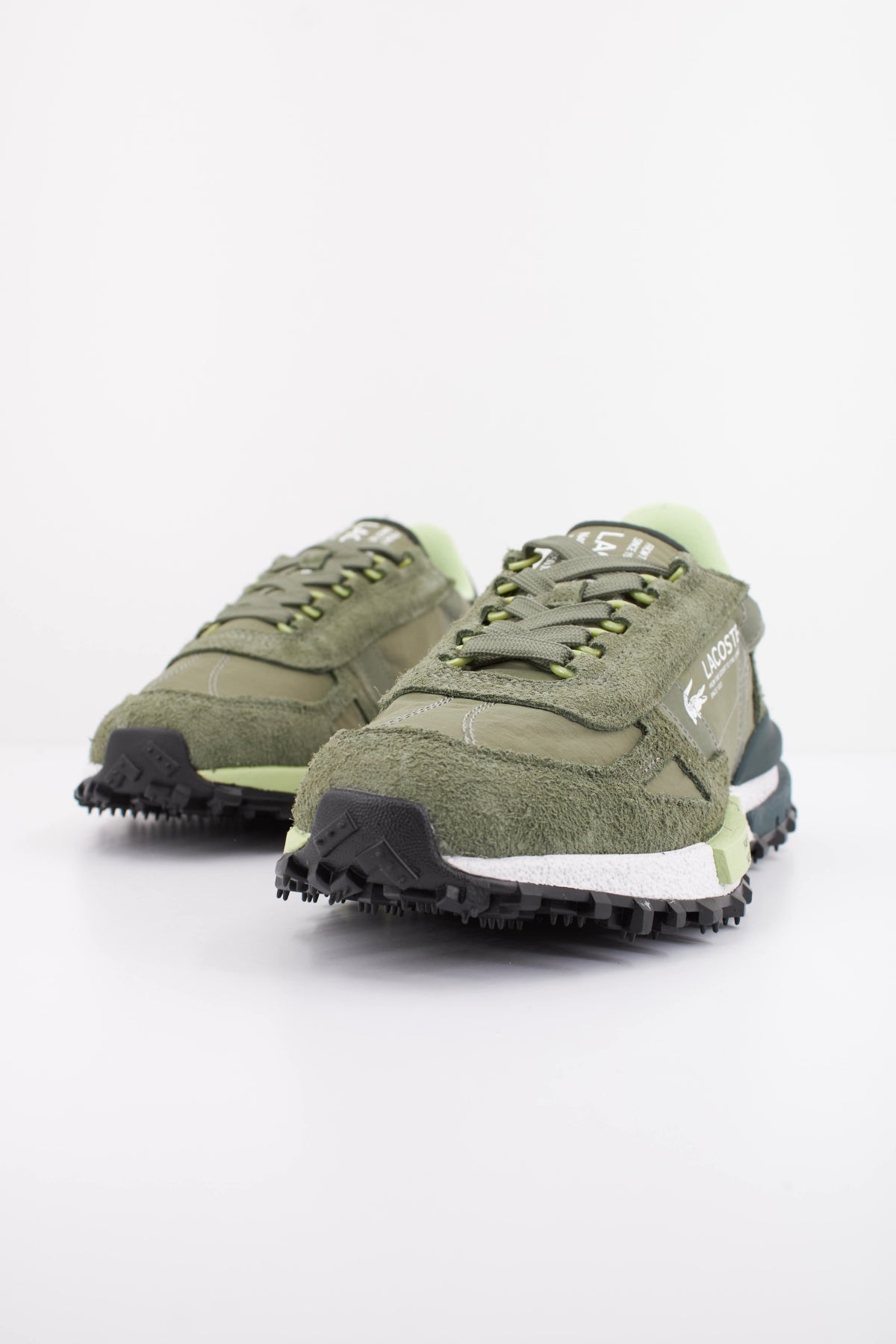 LACOSTE ELITE ACTIVE en color VERDE (2)