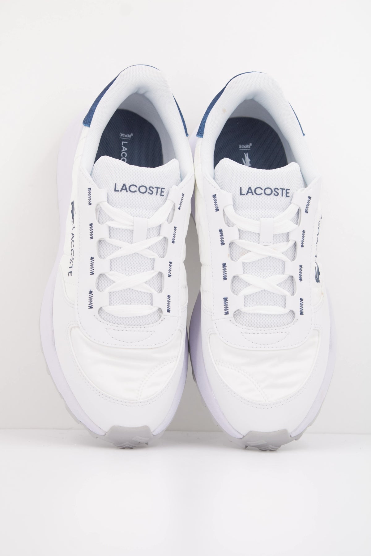LACOSTE ELITE ACTIVE en color BLANCO (3)