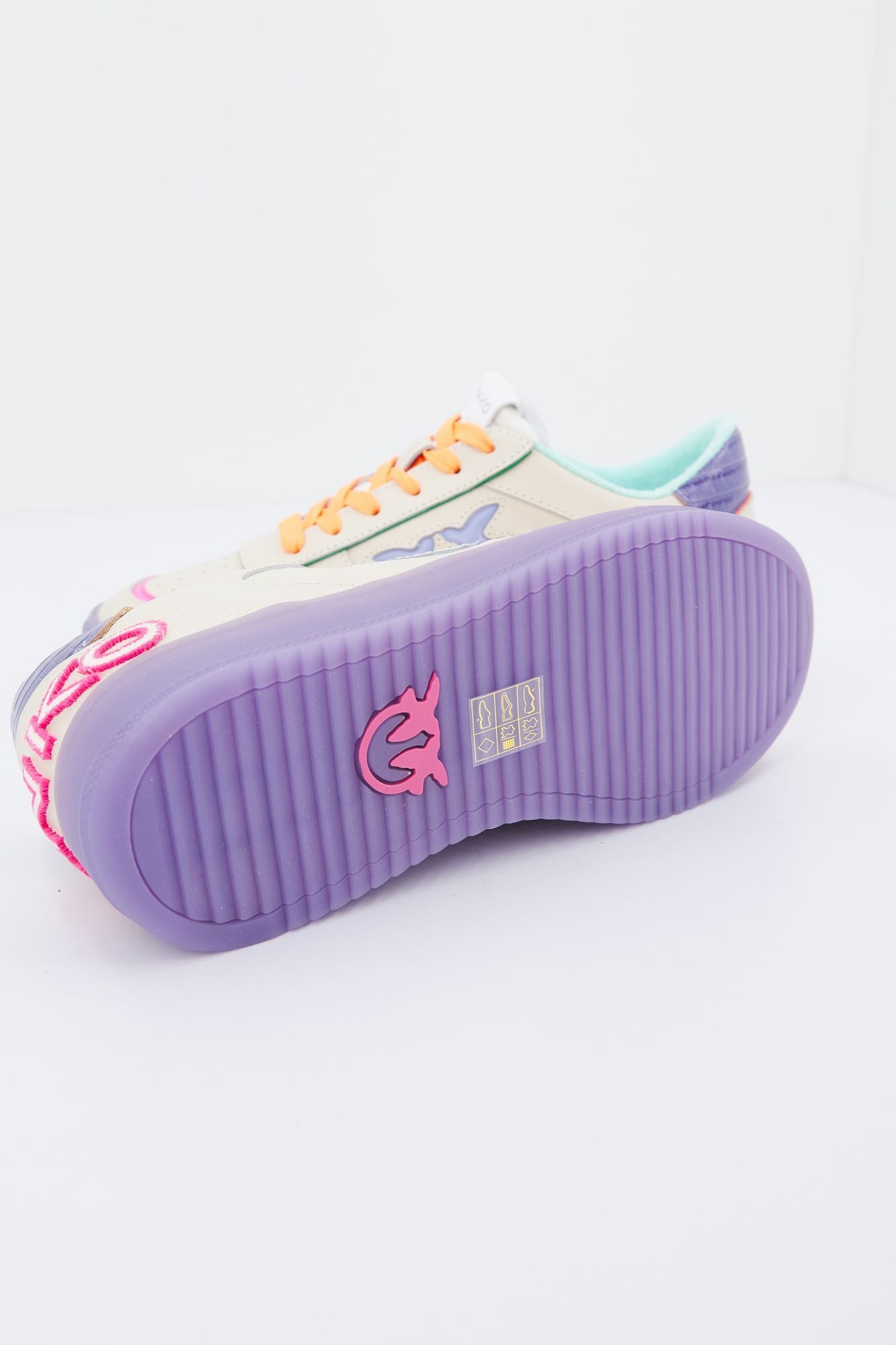 PINKO  NORMANDIA BASKET SNEAKE en color BEIS (4)