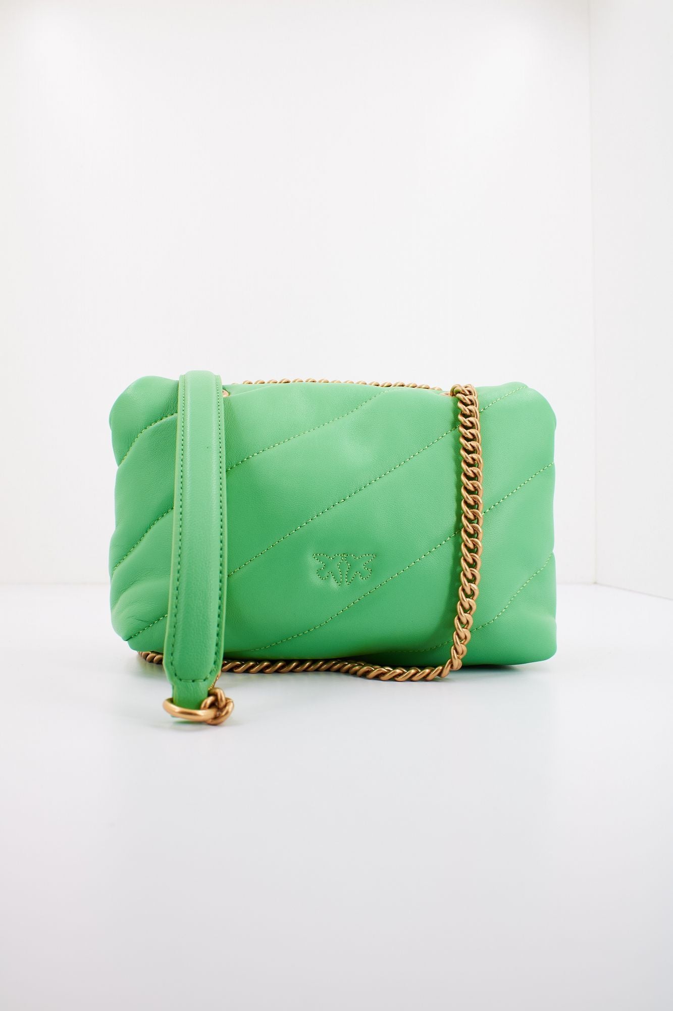 PINKO  LOVE MINI PUFF CL SHEEP en color VERDE (3)