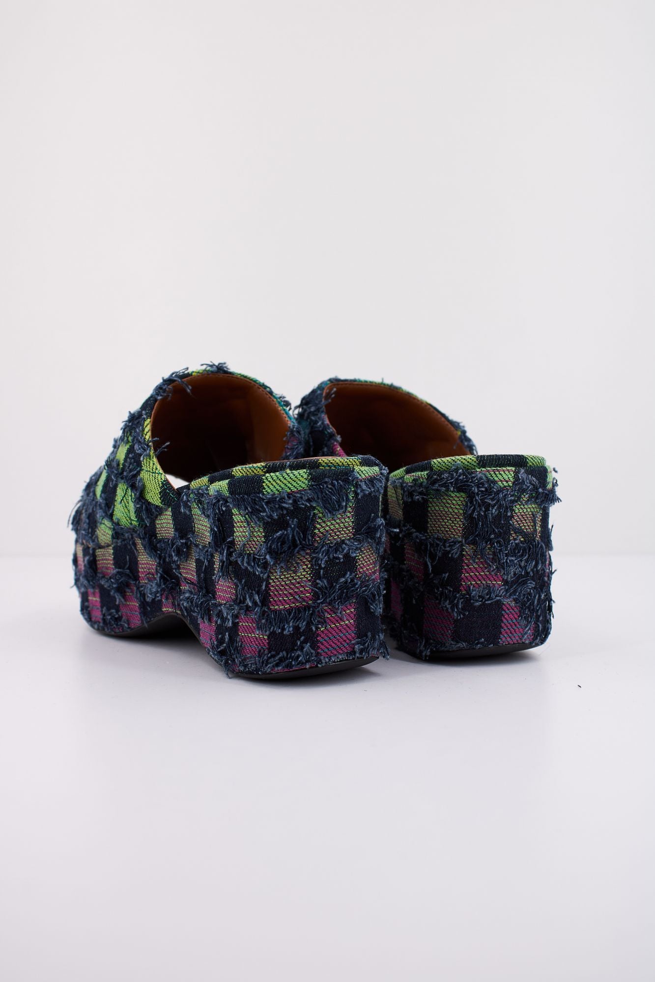 KURT GEIGER LONDON  KENSINGTON WEDGE MULE en color AZUL (4)