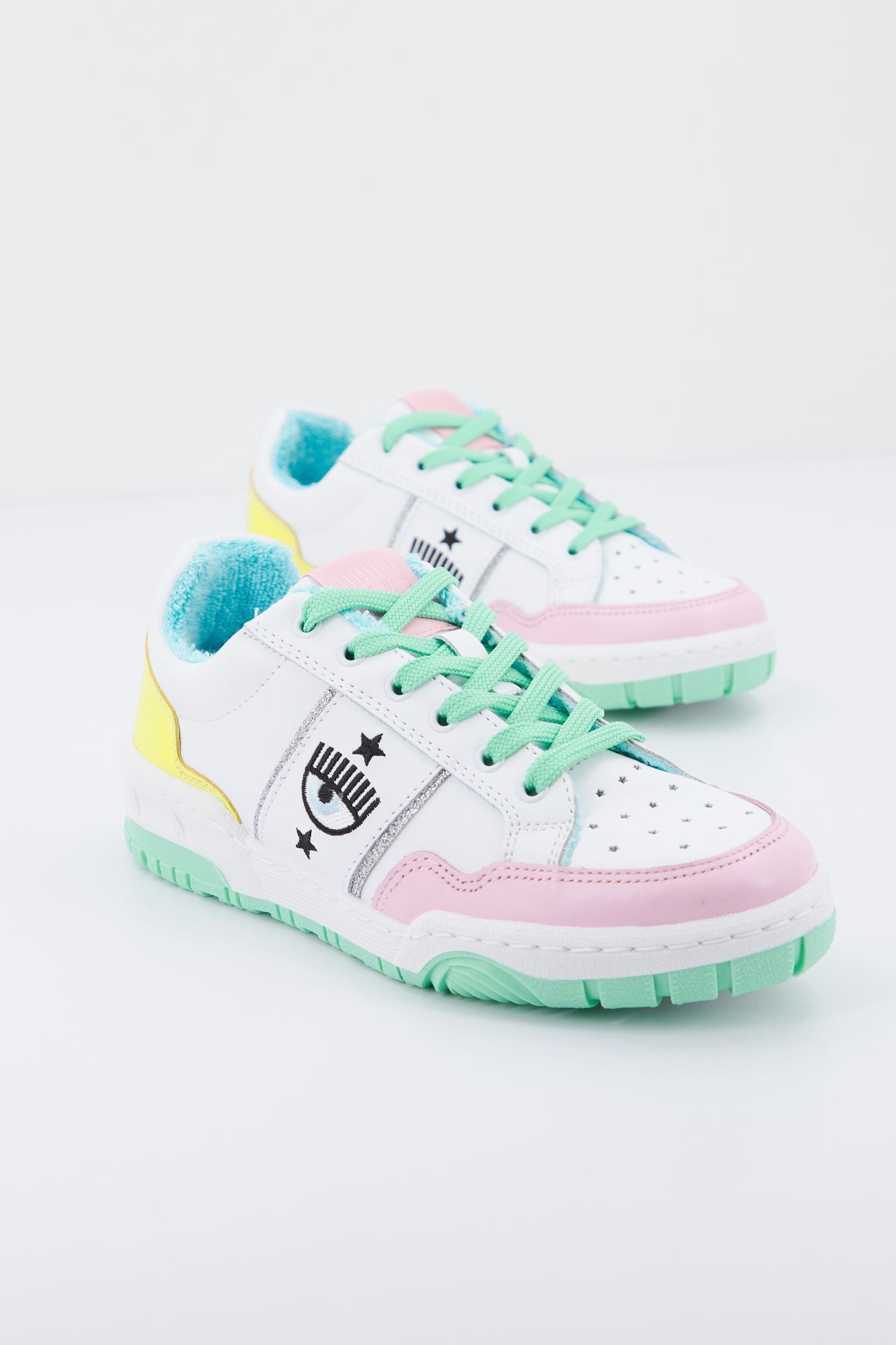 CHIARA FERRAGNI CF3003  en color BLANCO (2)