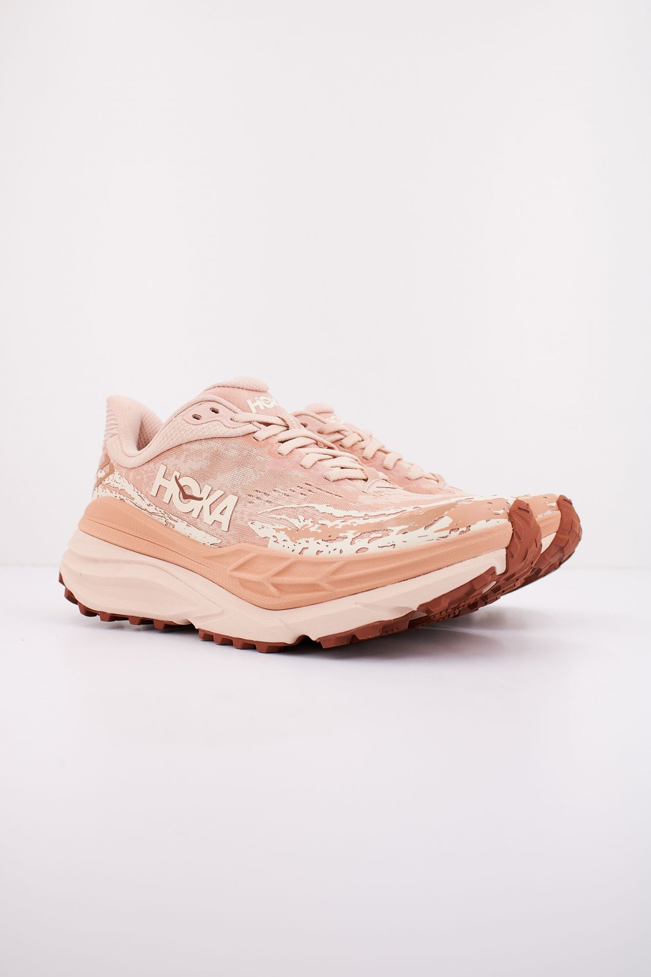 HOKA STINSON 7 en color ROSA (2)