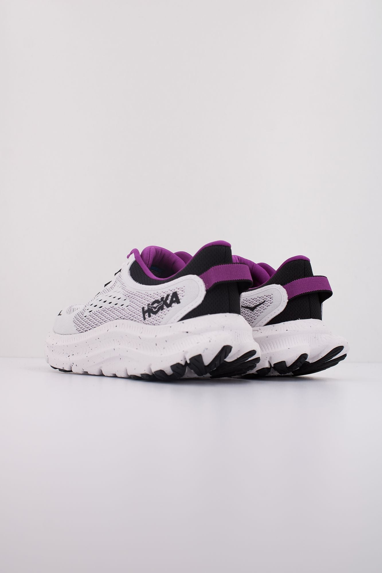 HOKA KAWANA 2 en color BLANCO (4)