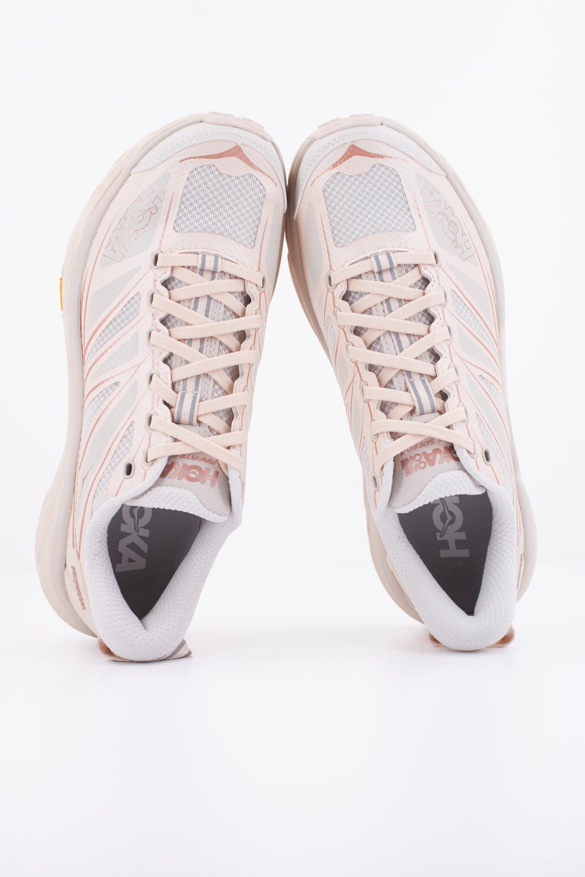 HOKA U MAFATE SPEED 2 en color ROSA (3)