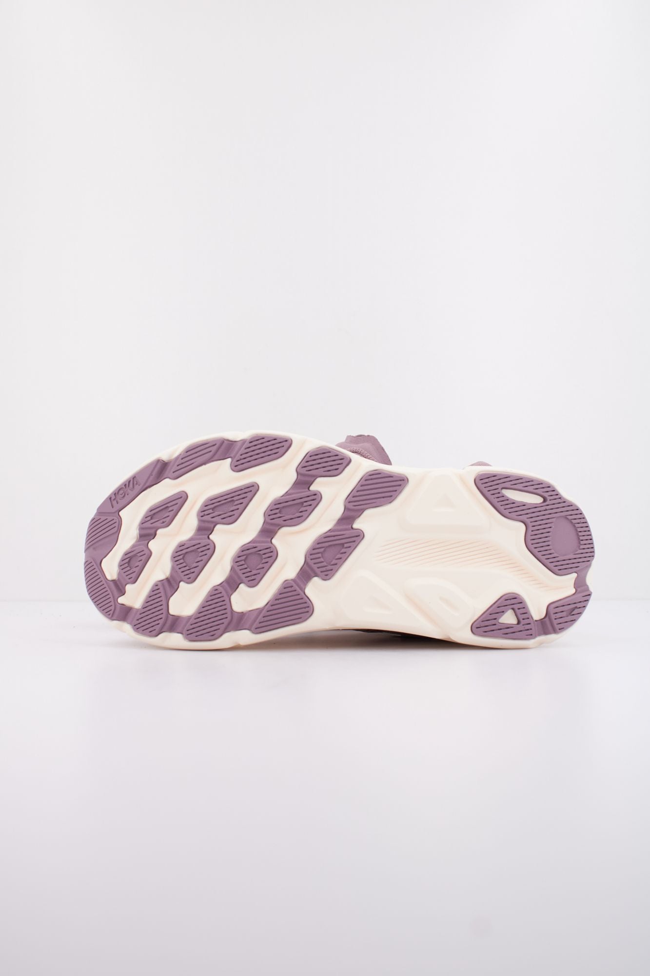 HOKA U CLIFTON ONE9 en color ROSA (5)