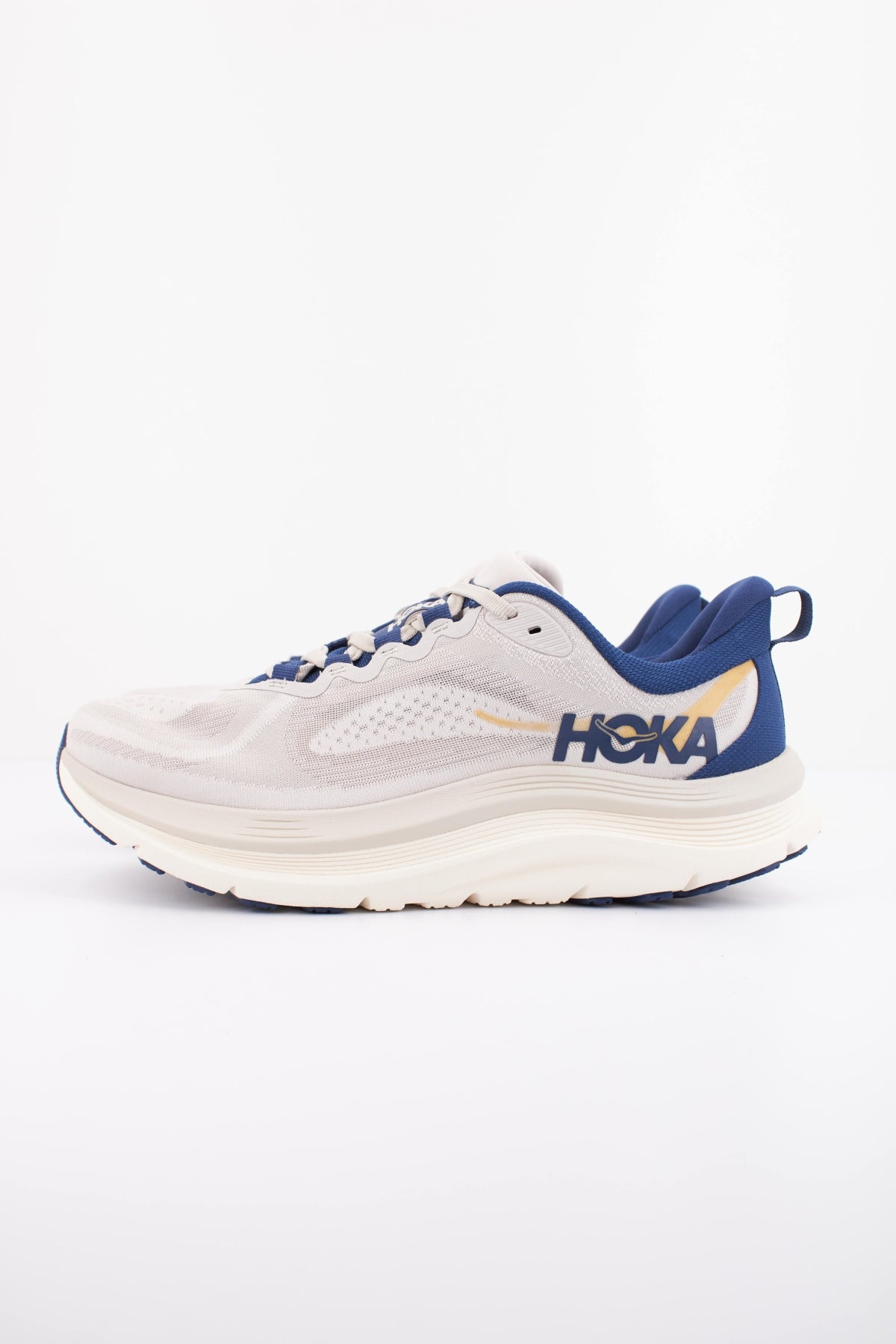 HOKA KAWANA 3 en color BLANCO (1)