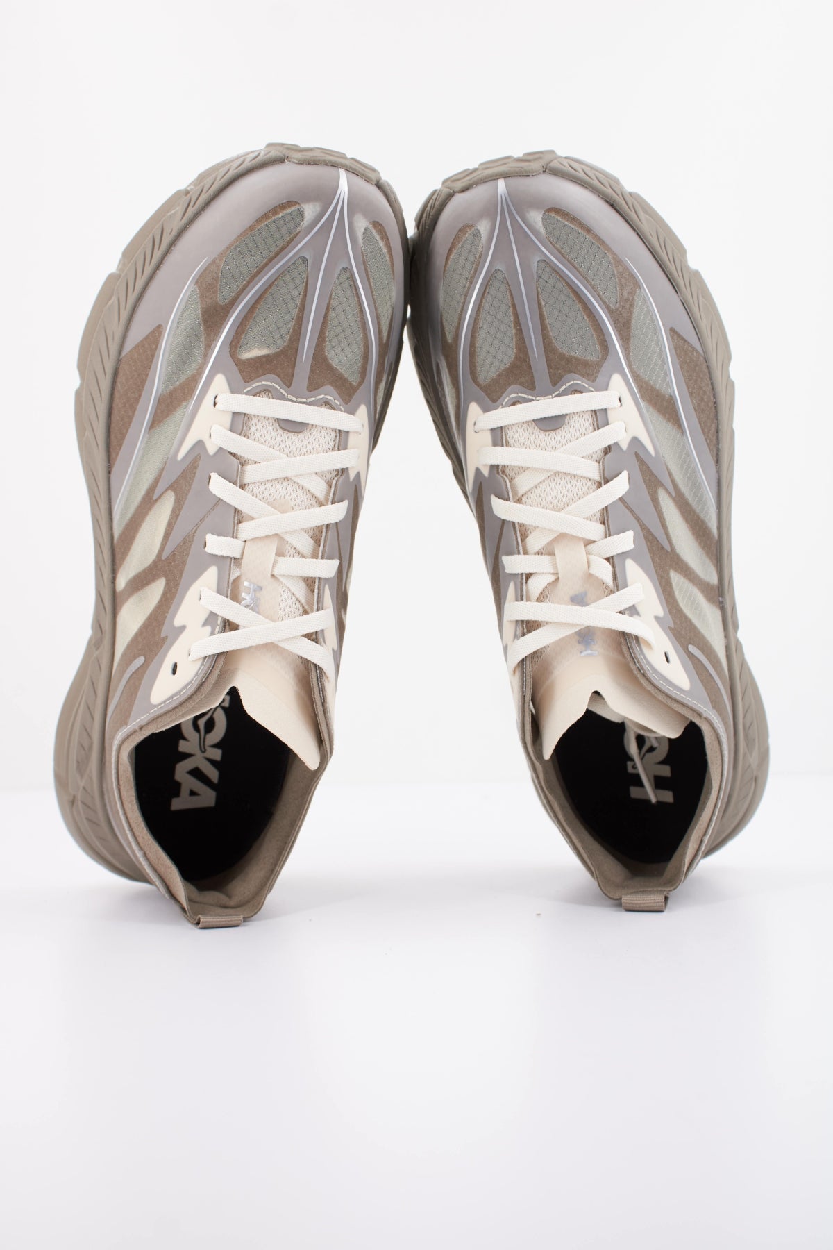 HOKA U MAFATE SPEED en color VERDE (3)