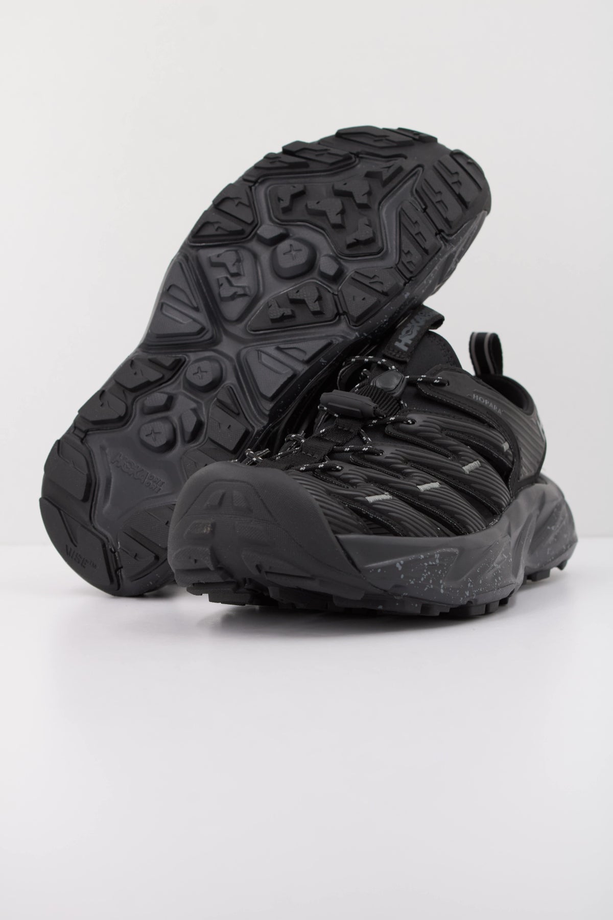 HOKA U HOPARA en color NEGRO (5)