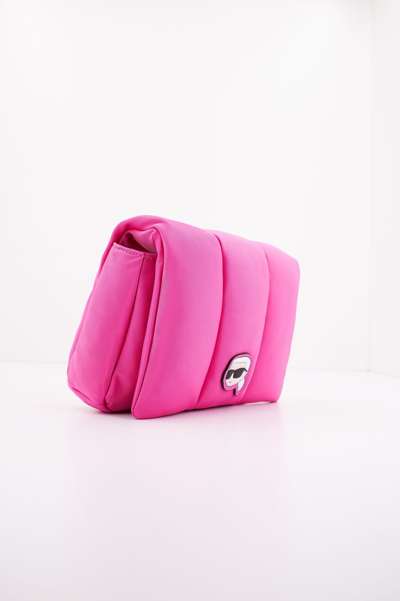 KARL LAGERFELD K/IKONIK 2.0 NYLON PUFF CB en color ROSA (2)