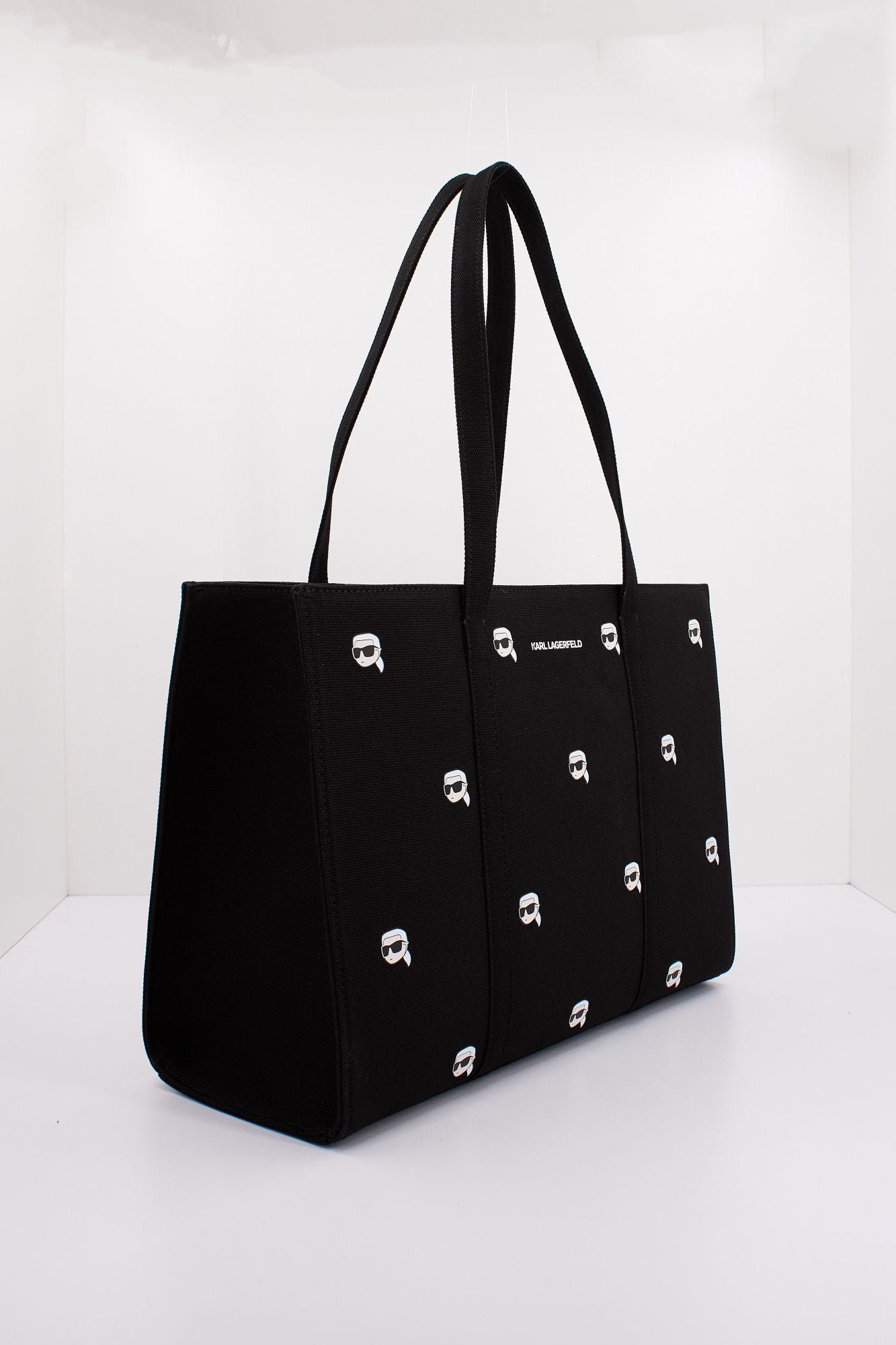 KARL LAGERFELD K/IKONIK 2,0 KARL AOP SHOP en color NEGRO (2)
