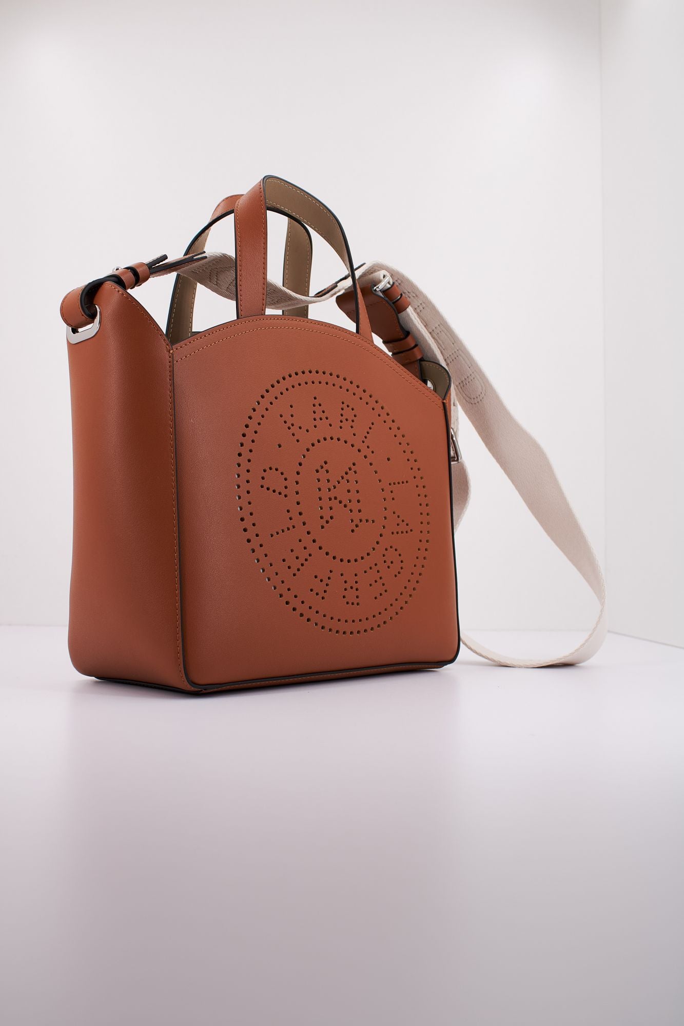 KARL LAGERFELD K CIRCLE SM TOTE PERFORATED en color MARRON (2)