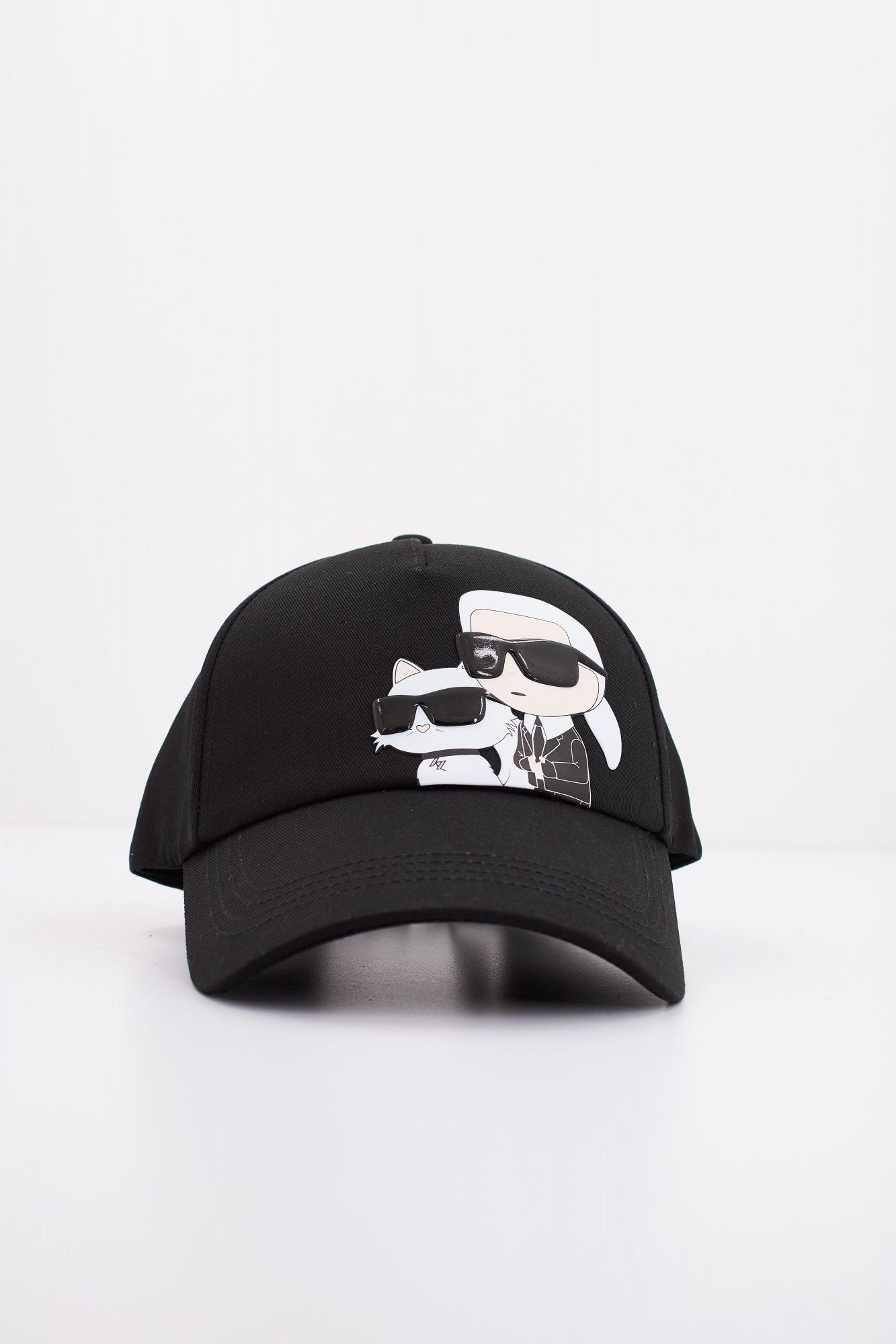 KARL LAGERFELD  K/IKONIK 2.0 CAP XL KC en color NEGRO (1)