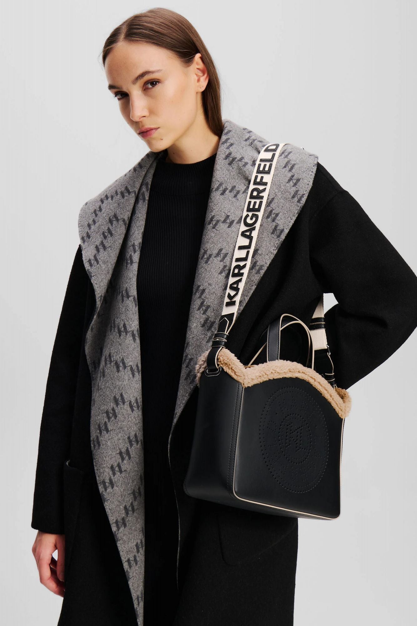 KARL LAGERFELD 155329 en color NEGRO (4)