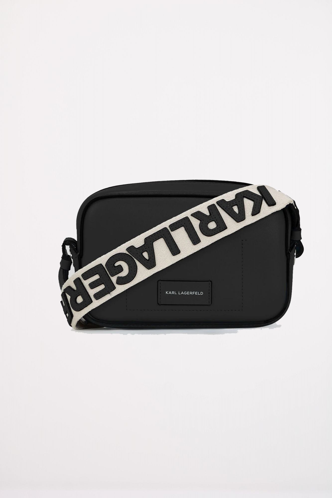 KARL LAGERFELD  K CIRCLE SLIM CAMERA BAG  en color NEGRO (2)