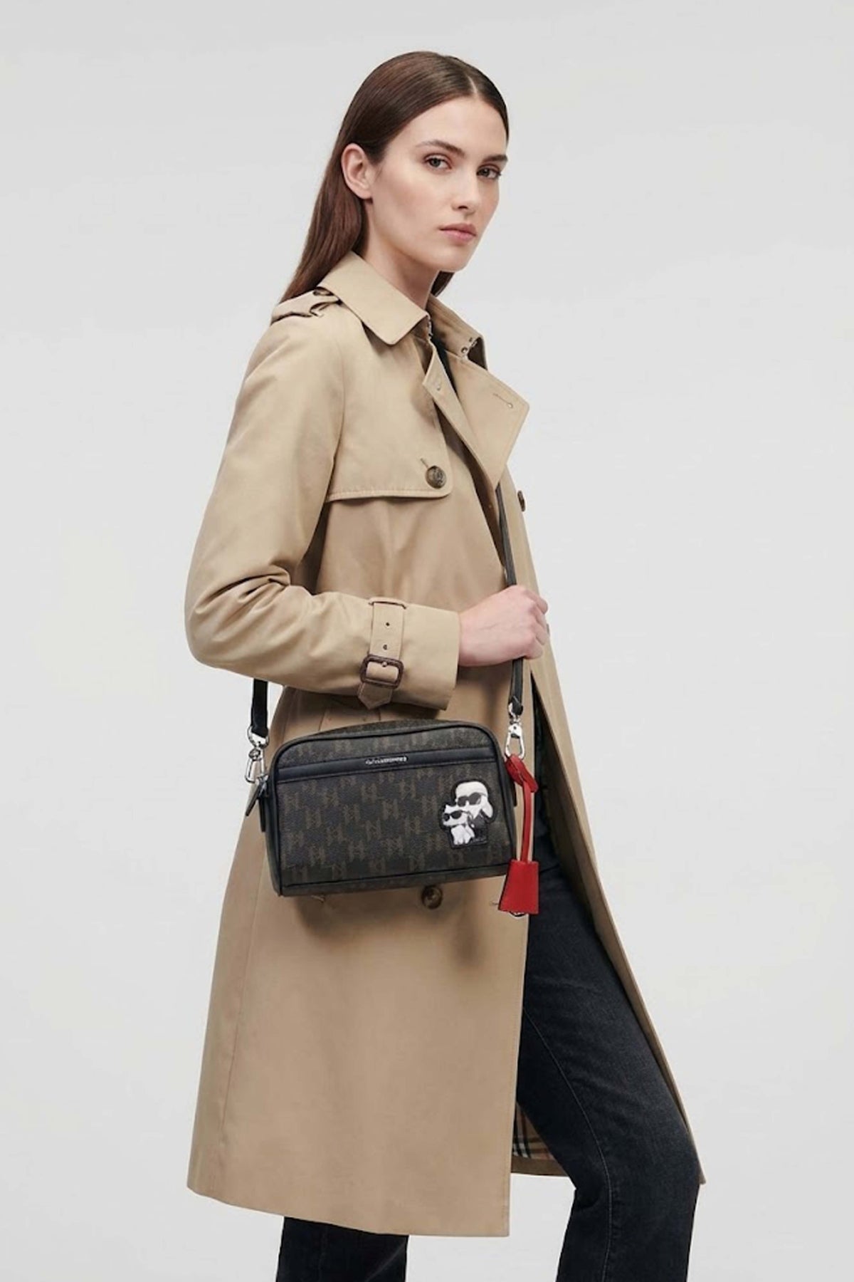 KARL LAGERFELD MONOGRAM CC SLIM CMB en color NEGRO (1)