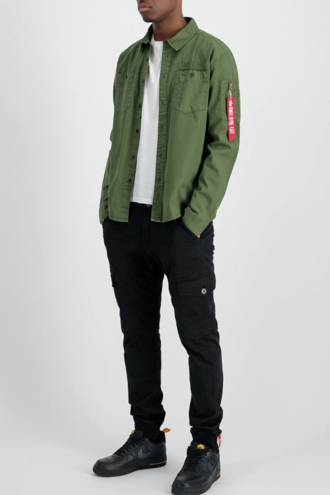 ALPHA INDUSTRIES AIR FORCE EMB SHIRT en color VERDE (4)