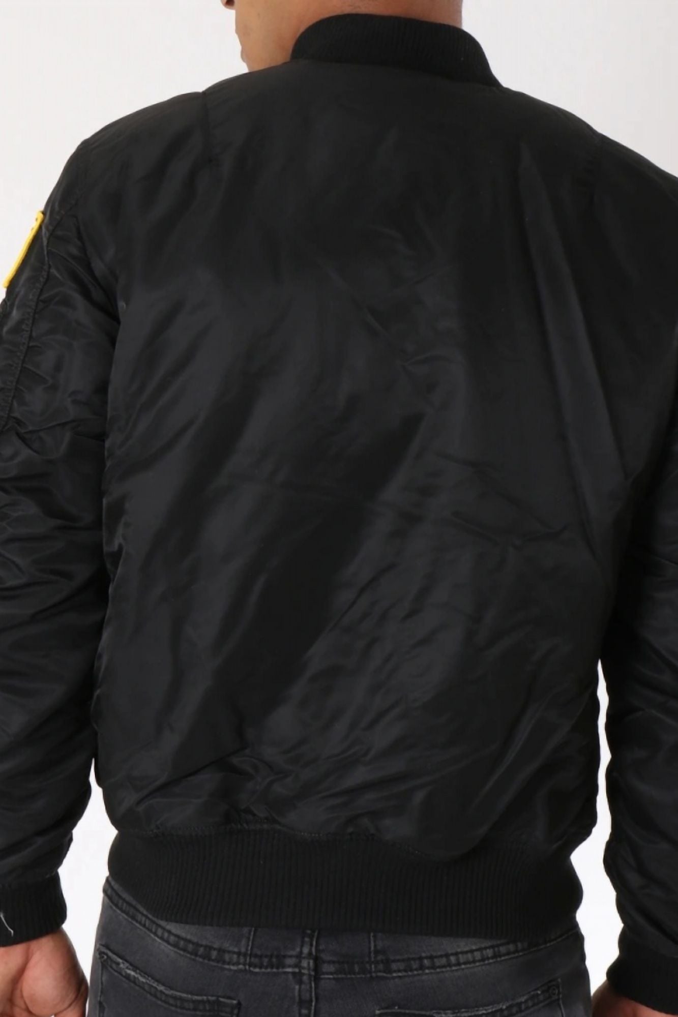 ALPHA INDUSTRIES  MA1 VF NASA  en color NEGRO (4)