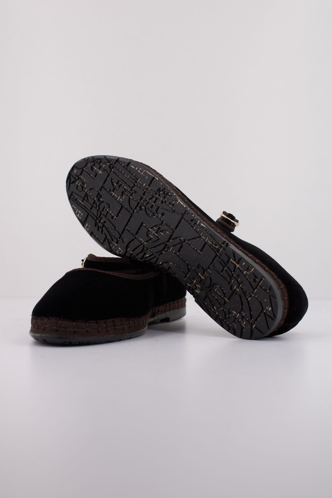 FLABELUS SETHE  en color NEGRO (5)