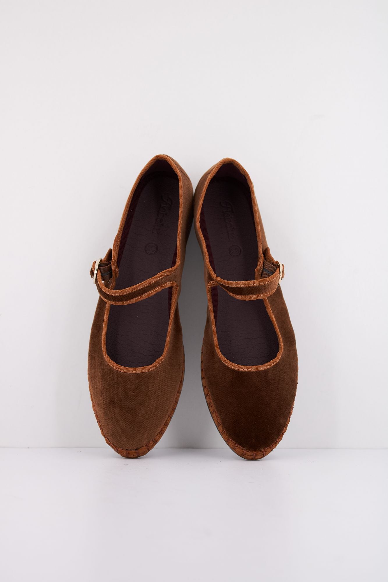 FLABELUS YOKI  en color MARRON (3)