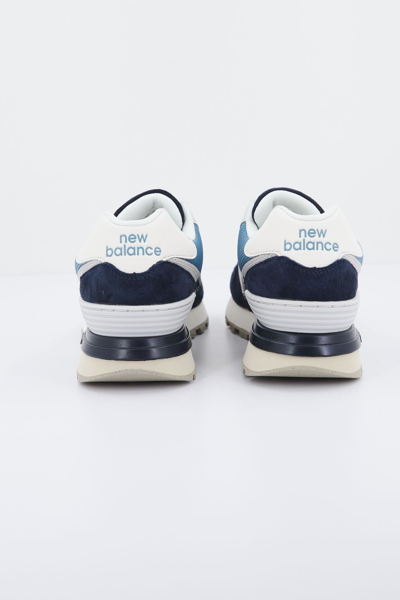 NEW BALANCE U574L GVC  en color AZUL (3)