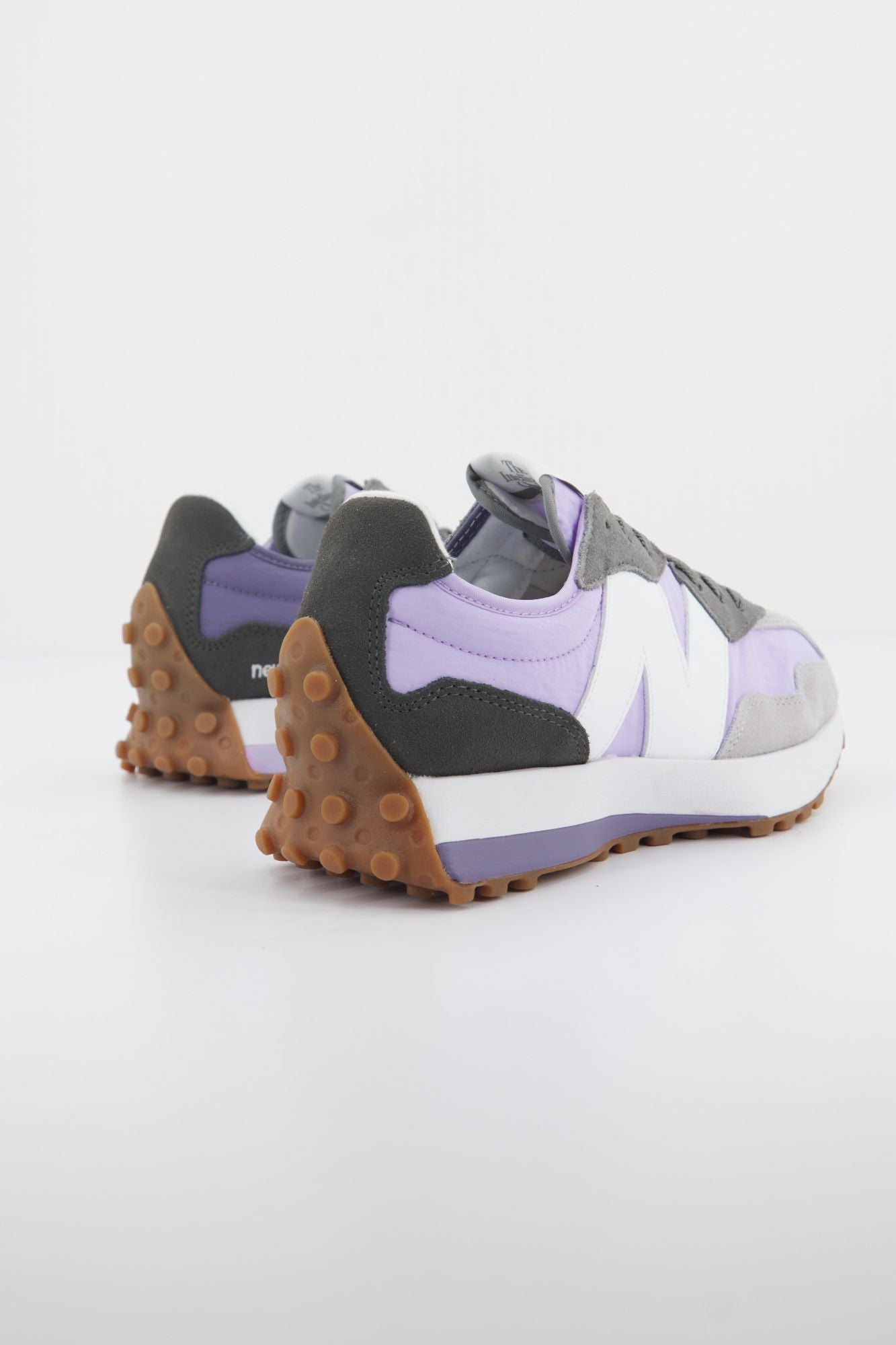 NEW BALANCE WS327 TA en color VIOLETA (3)